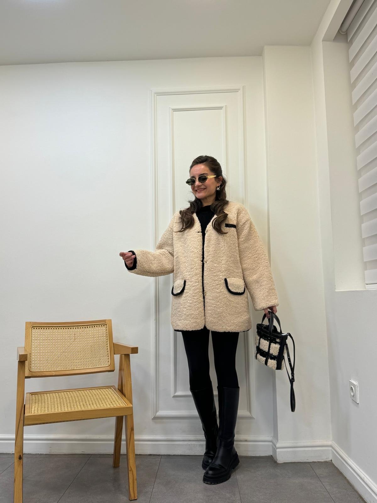 Bej Premıum Seri Cepli Biyeli Teddy Mont 7397