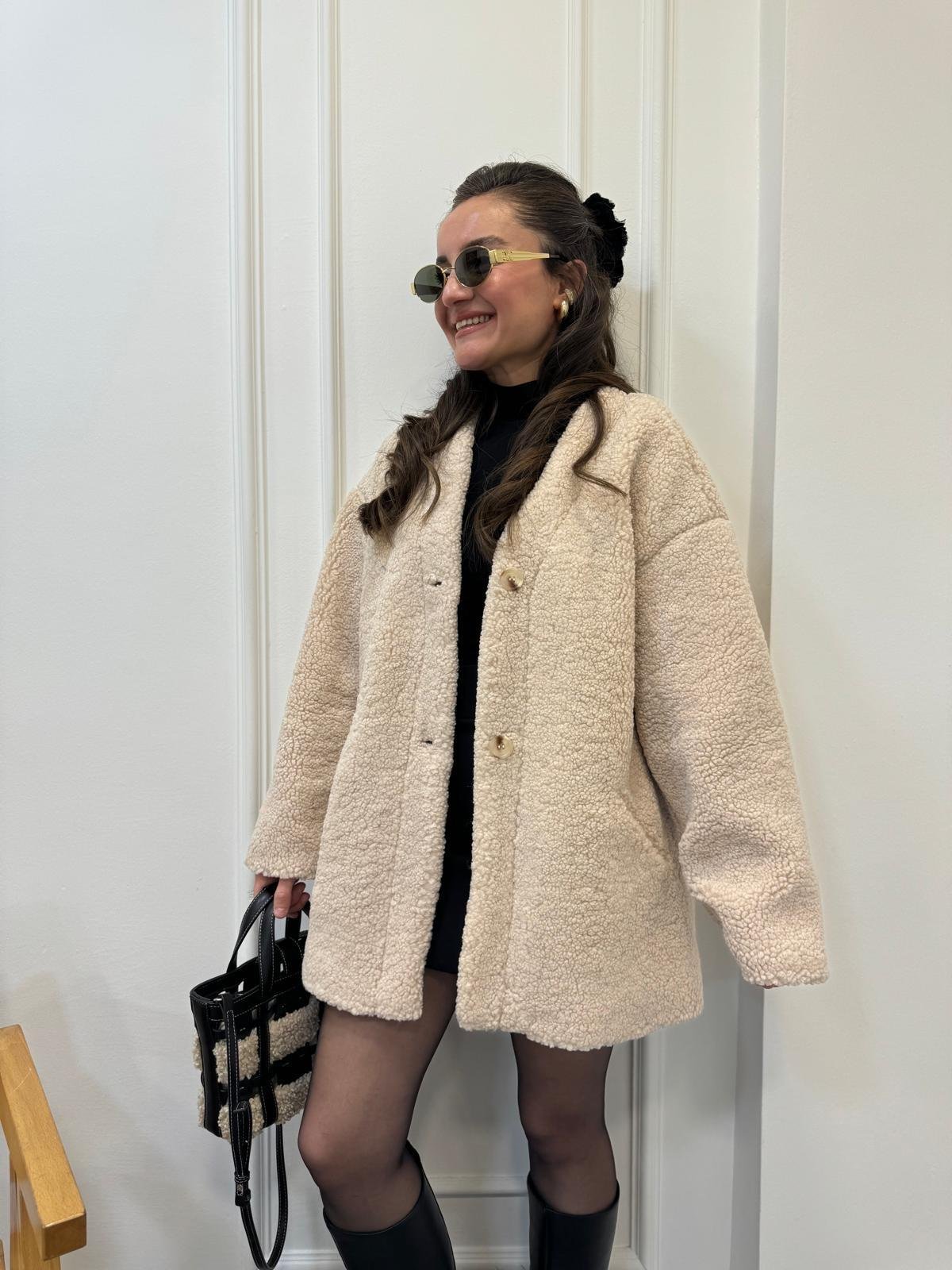 Bej Premium Seri V Yaka Astarlı Cepli Teddy Kaban 7398