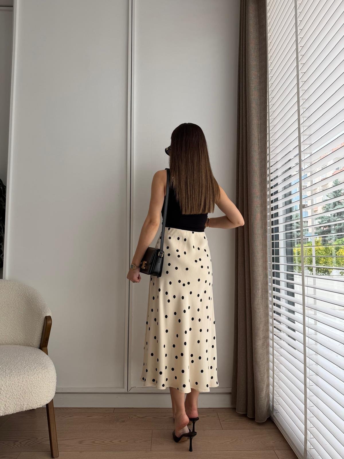 Bej Puantiyeli Saten Etek 8165