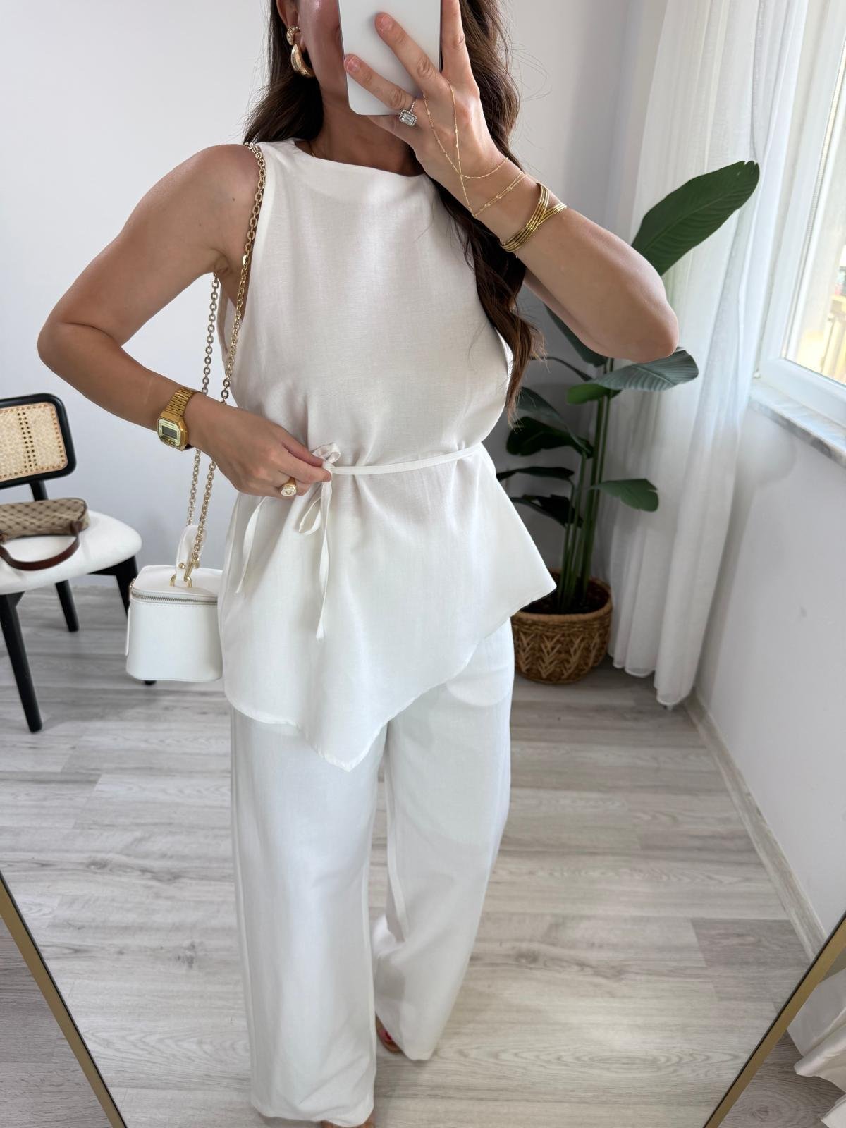 Beyaz Asimetrik Kesim Bluz Pantolon Takım 8784