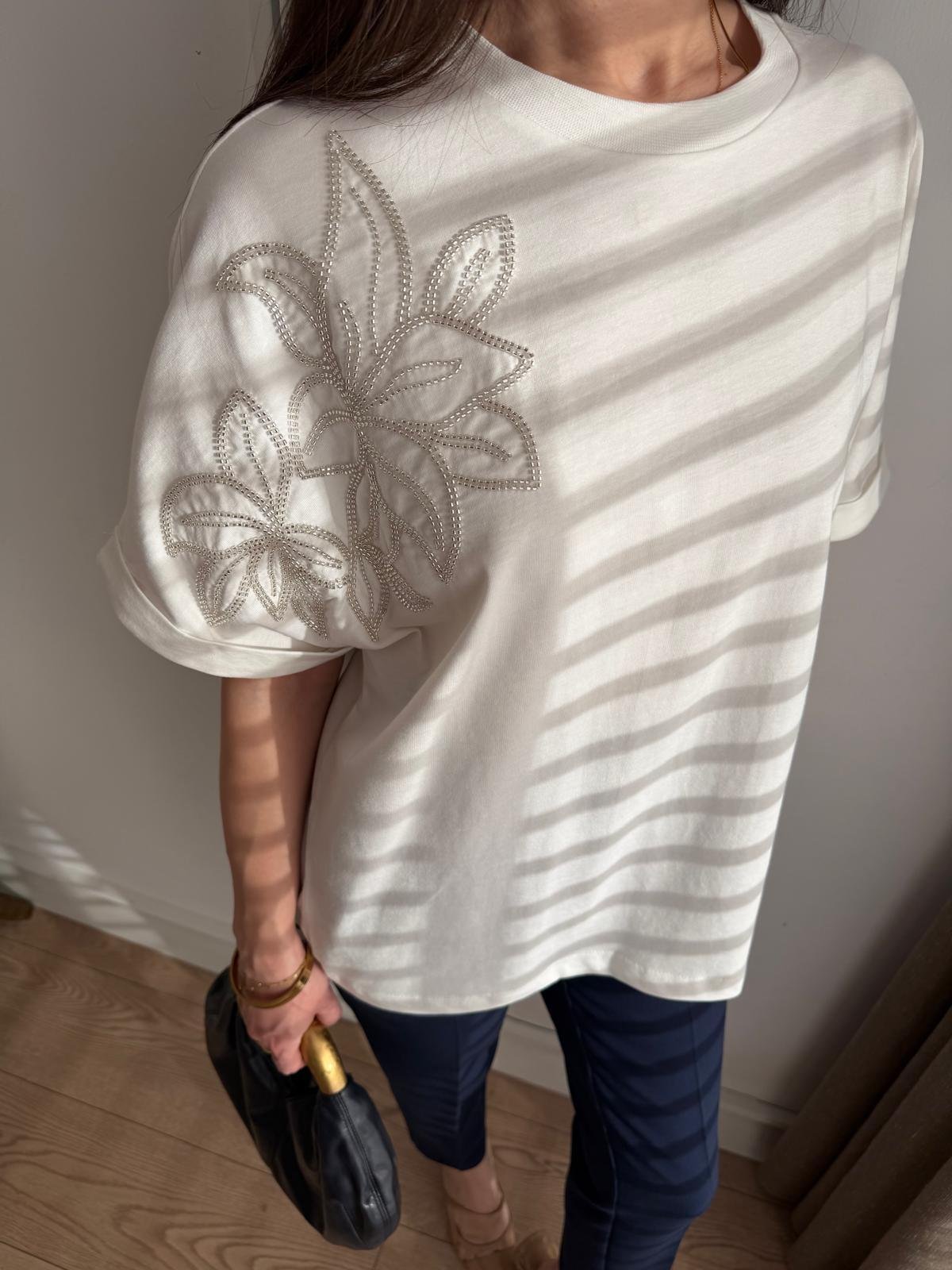 Beyaz Boncuk Nakışlı Tshirt 265168