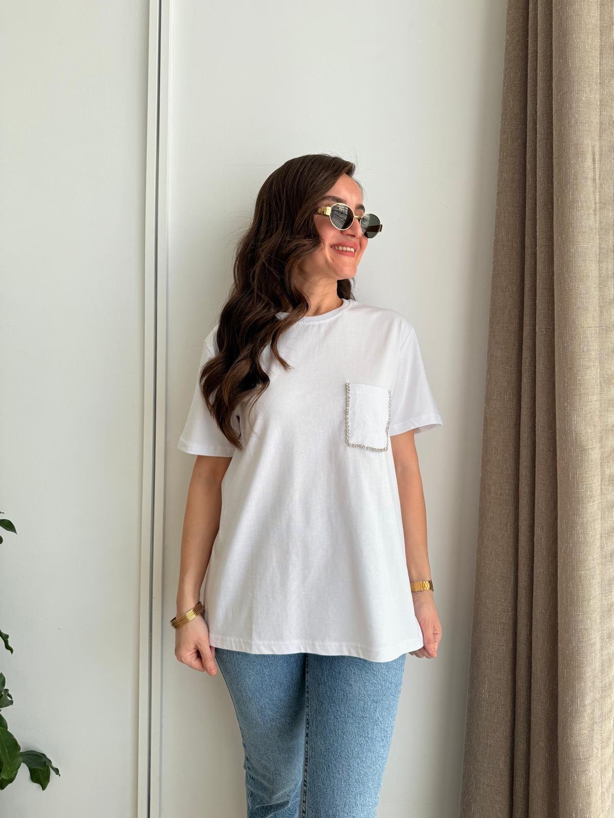 Beyaz Cep Taş Detaylı Tshirt 2224