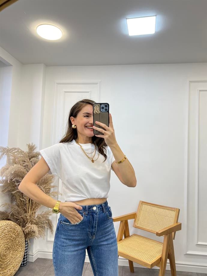 Beyaz Dik Yaka Basic Tshirt 3677