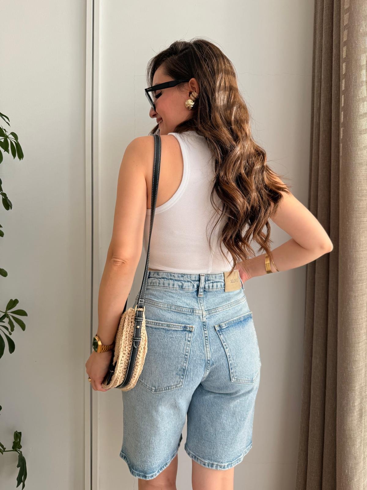 Beyaz Dikiş Detaylı Biyeli Crop 20820