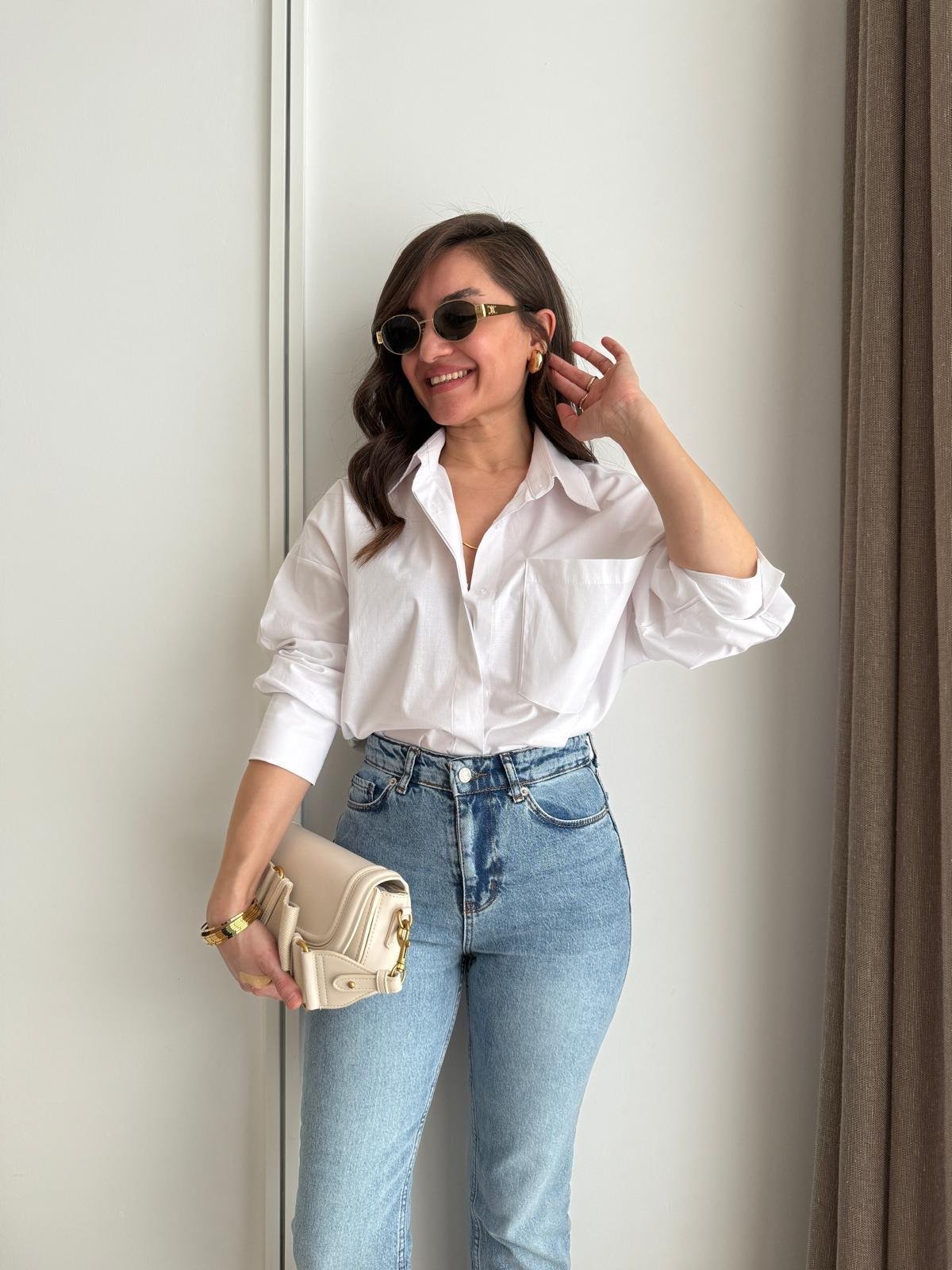 Beyaz Kol Manşetli Cepli Oversize Gömlek 5260