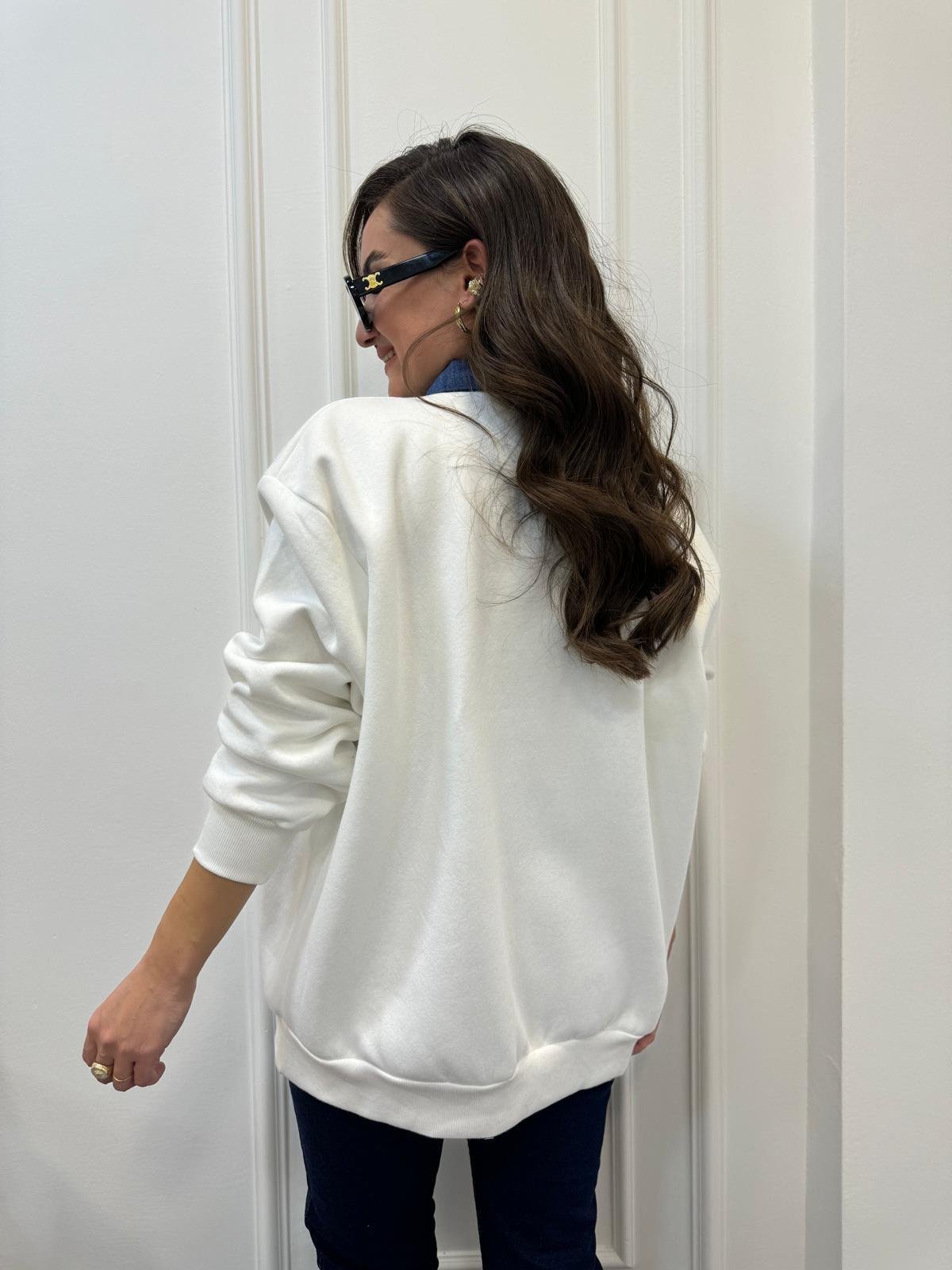 Beyaz Kot Yaka Detaylı Sweatshırt 110032