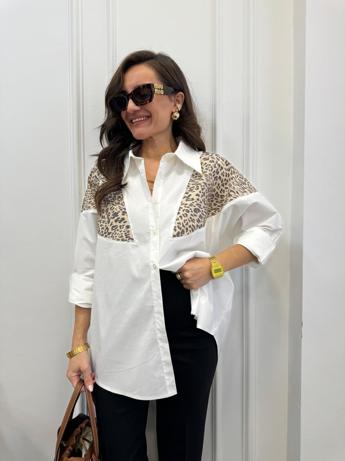 Beyaz Leopar Detaylı Gömlek 29119