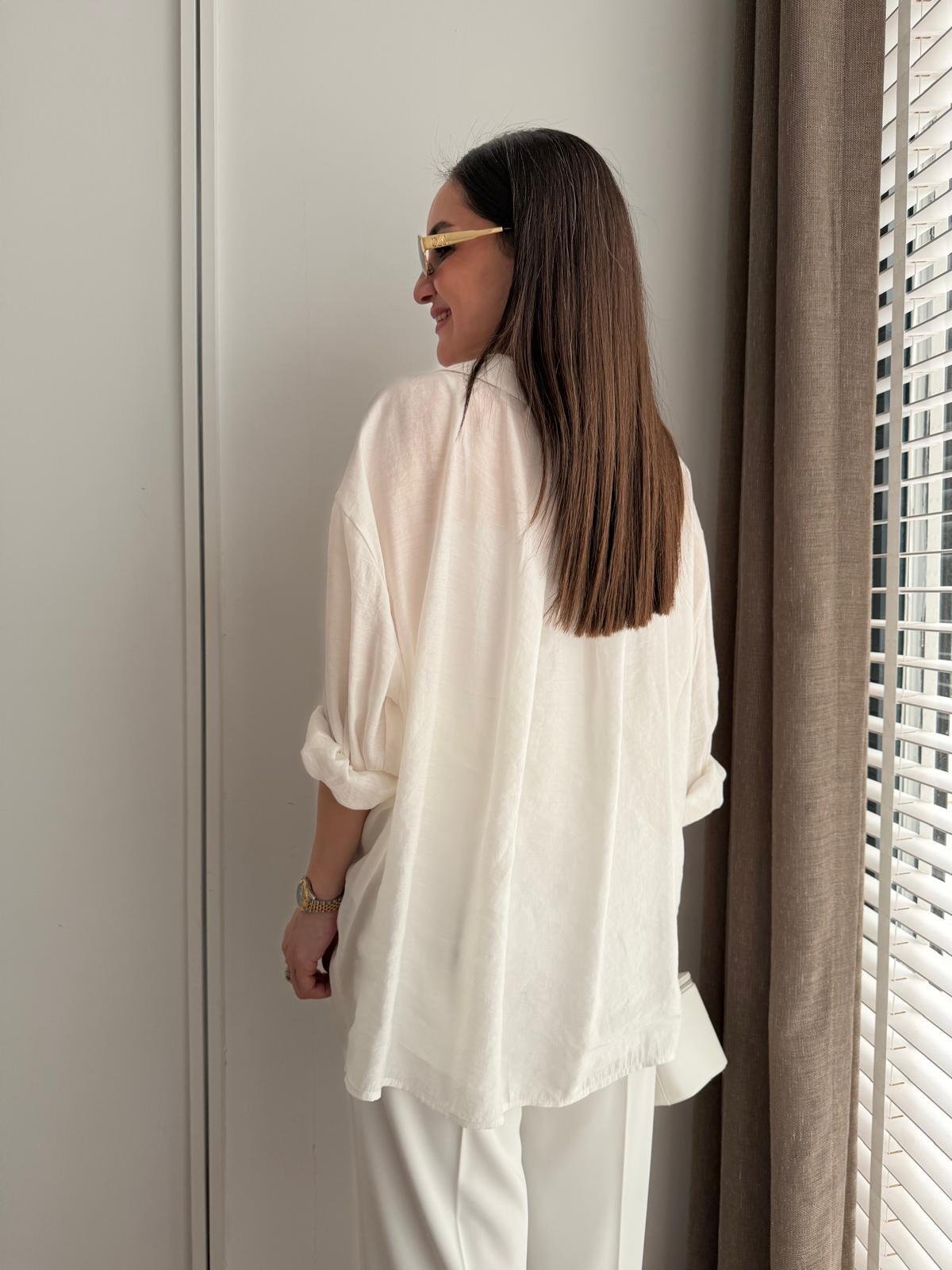 Beyaz Lüx Kalite Oversize Gömlek 4612