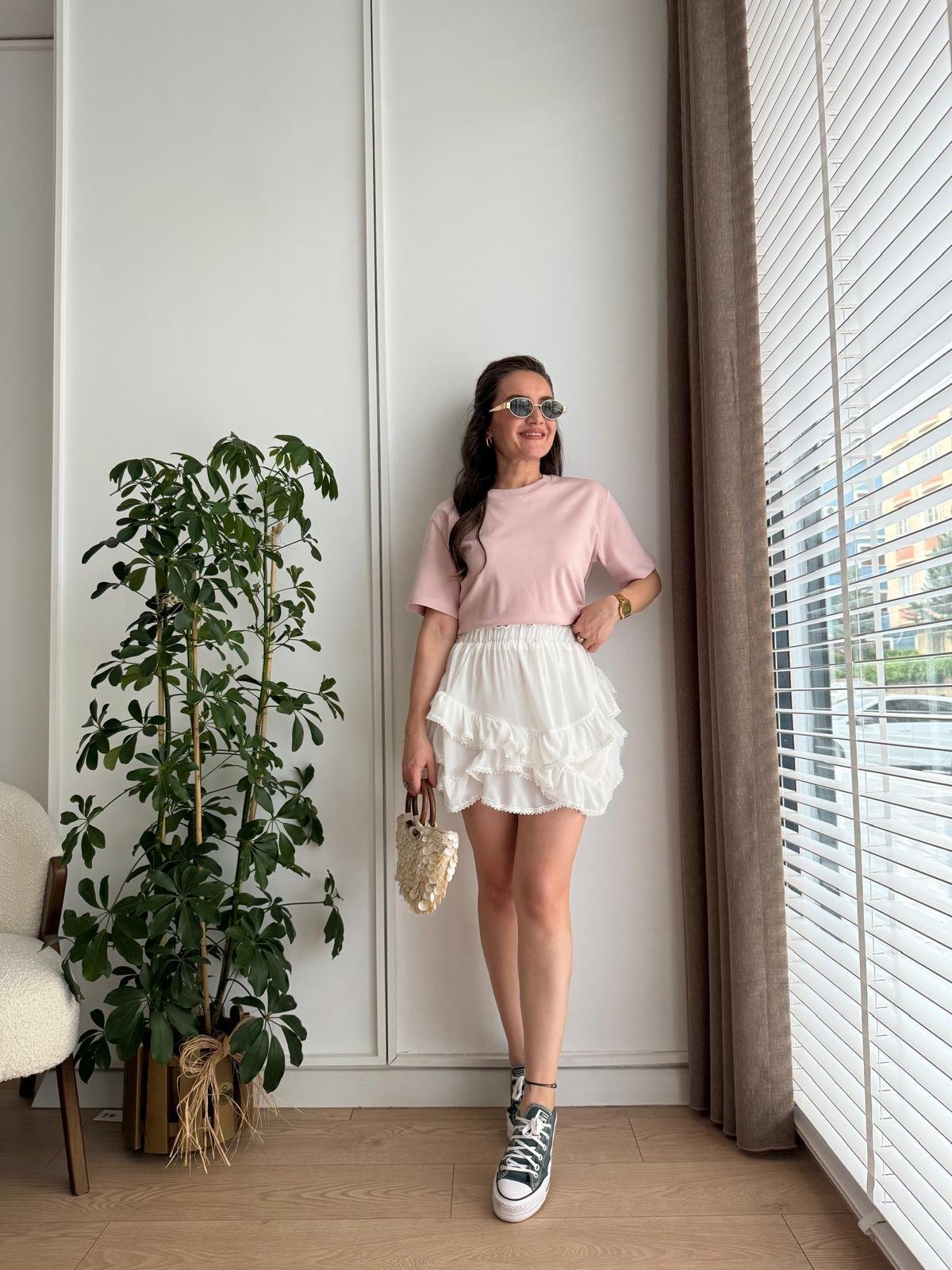 Beyaz Nakış Detaylı Şifon Şort Etek 241039