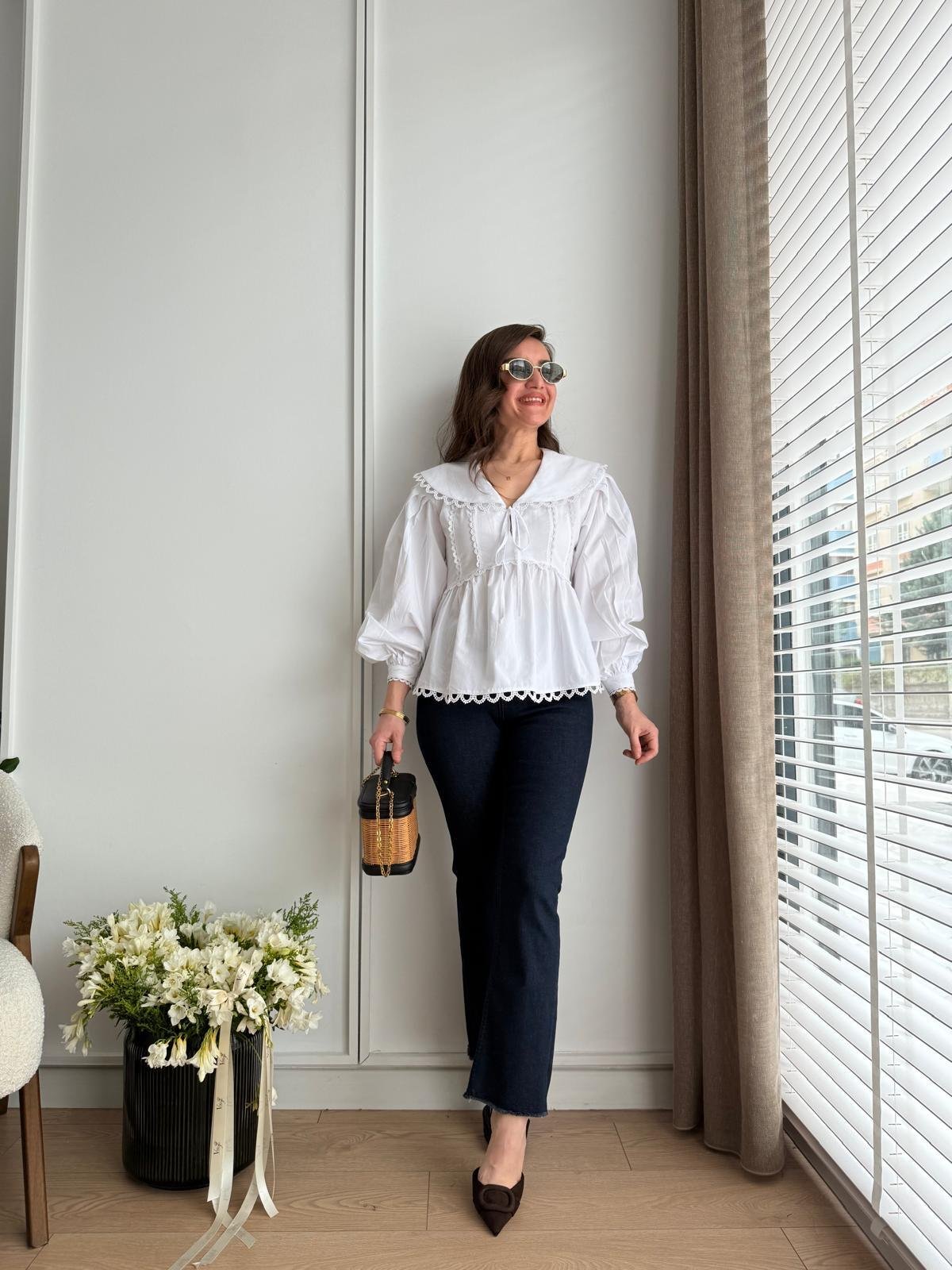 Beyaz Önü Bağlamalı Dantelli Poplin Gömlek 36133