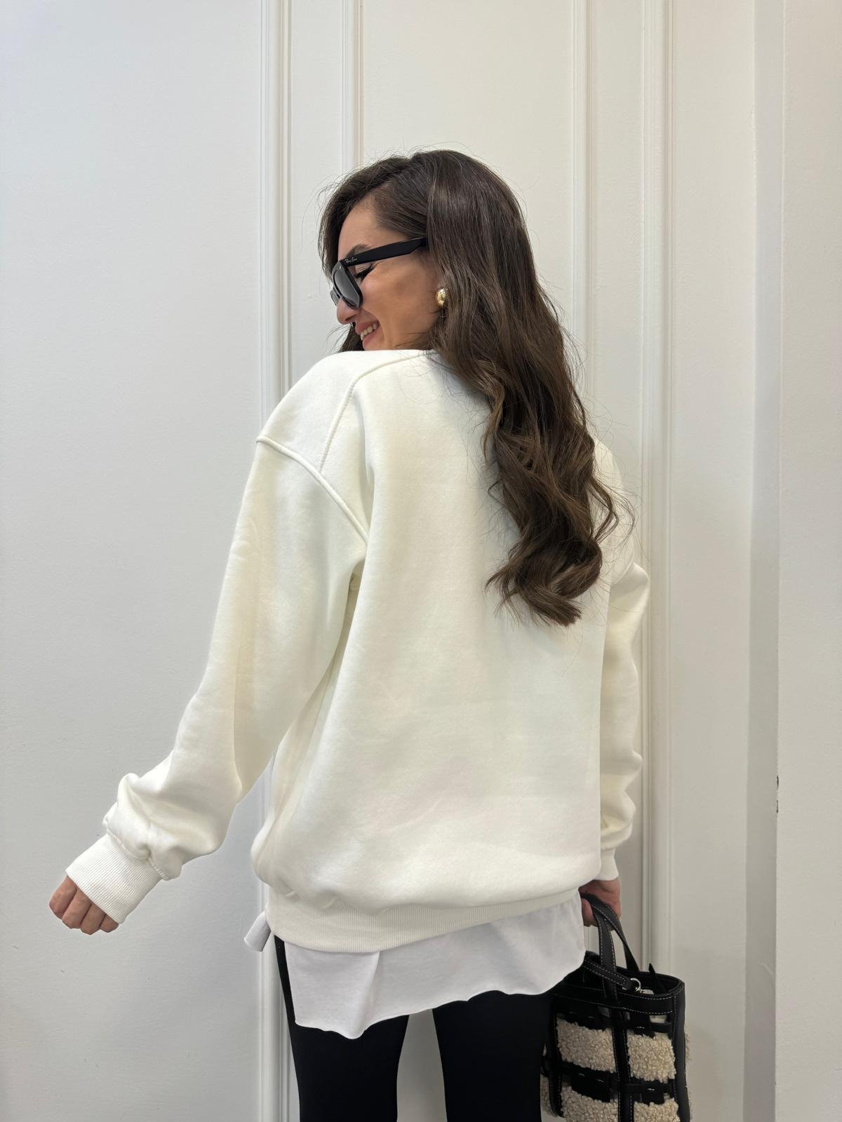Beyaz Oversize Bisiklet Yaka Sweatshırt 7912
