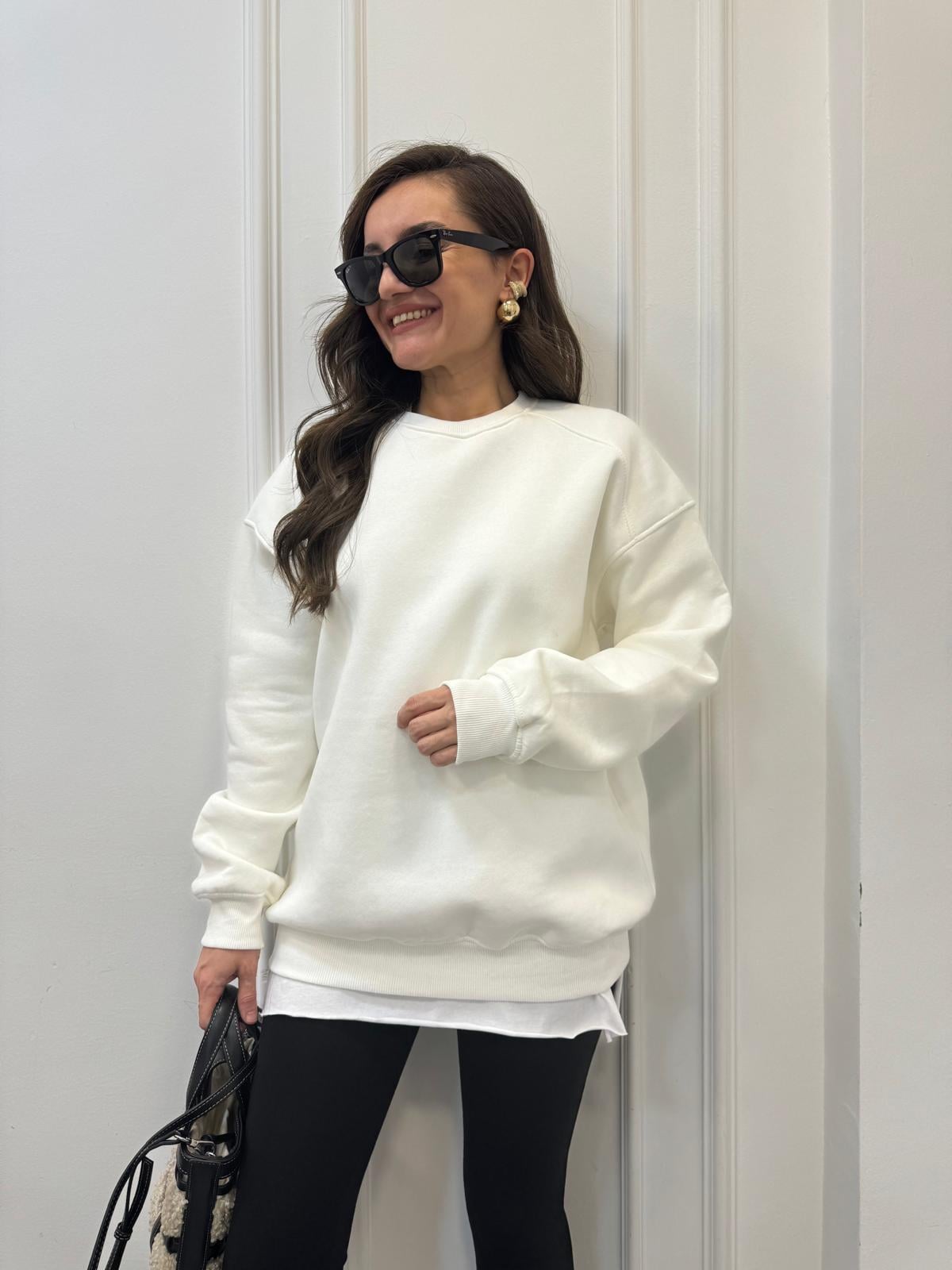 Beyaz Oversize Bisiklet Yaka Sweatshırt 7912