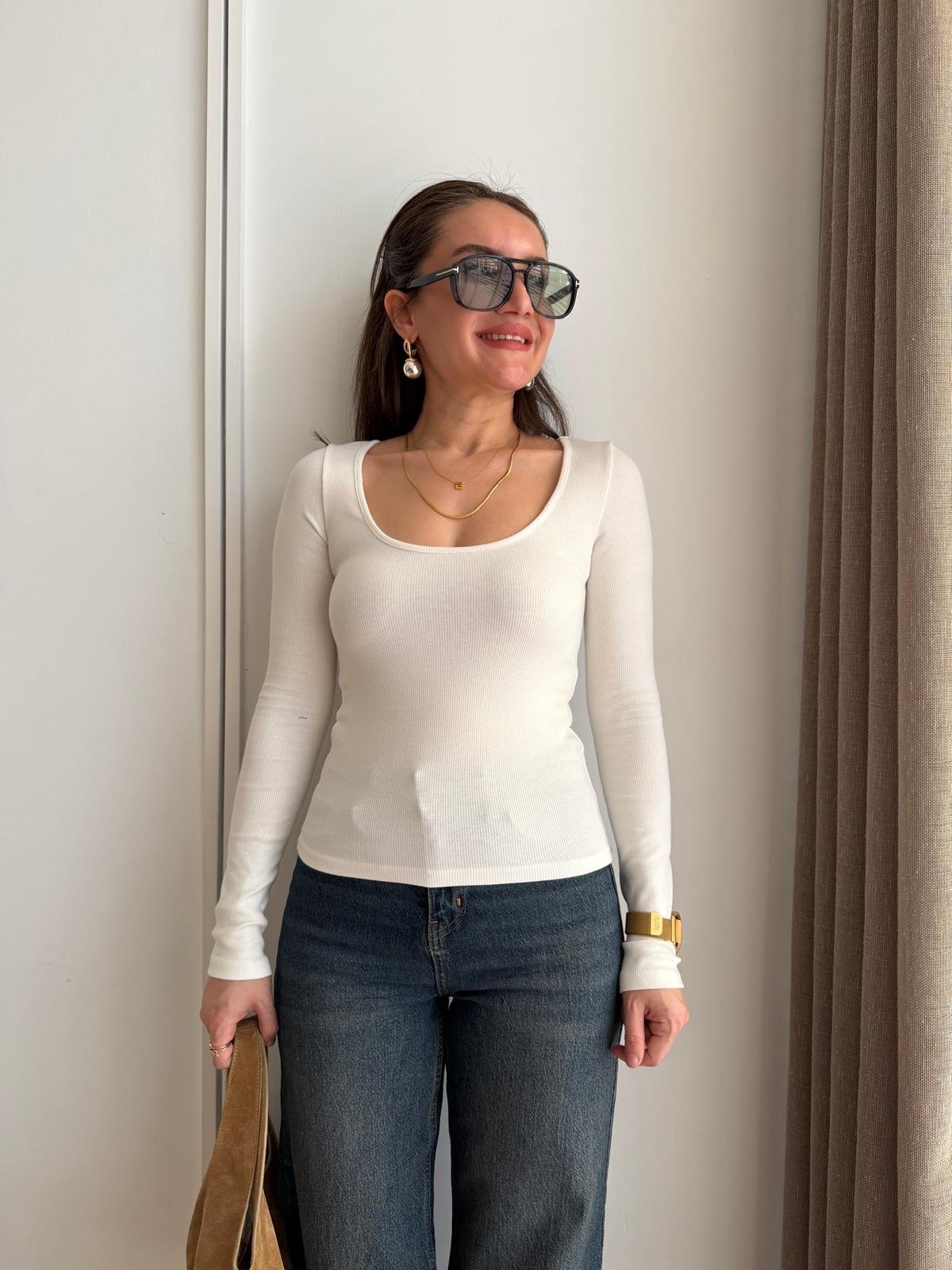 Beyaz U Yaka Kaşkorse Bluz 17111