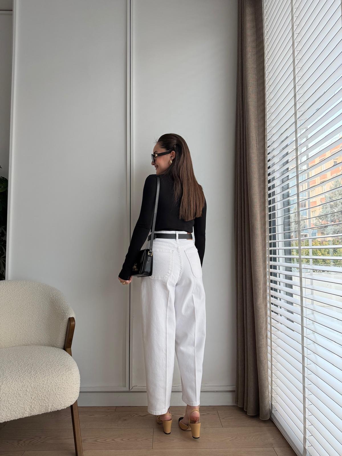Beyaz Ütü İzli Boyfriend Jean 3001