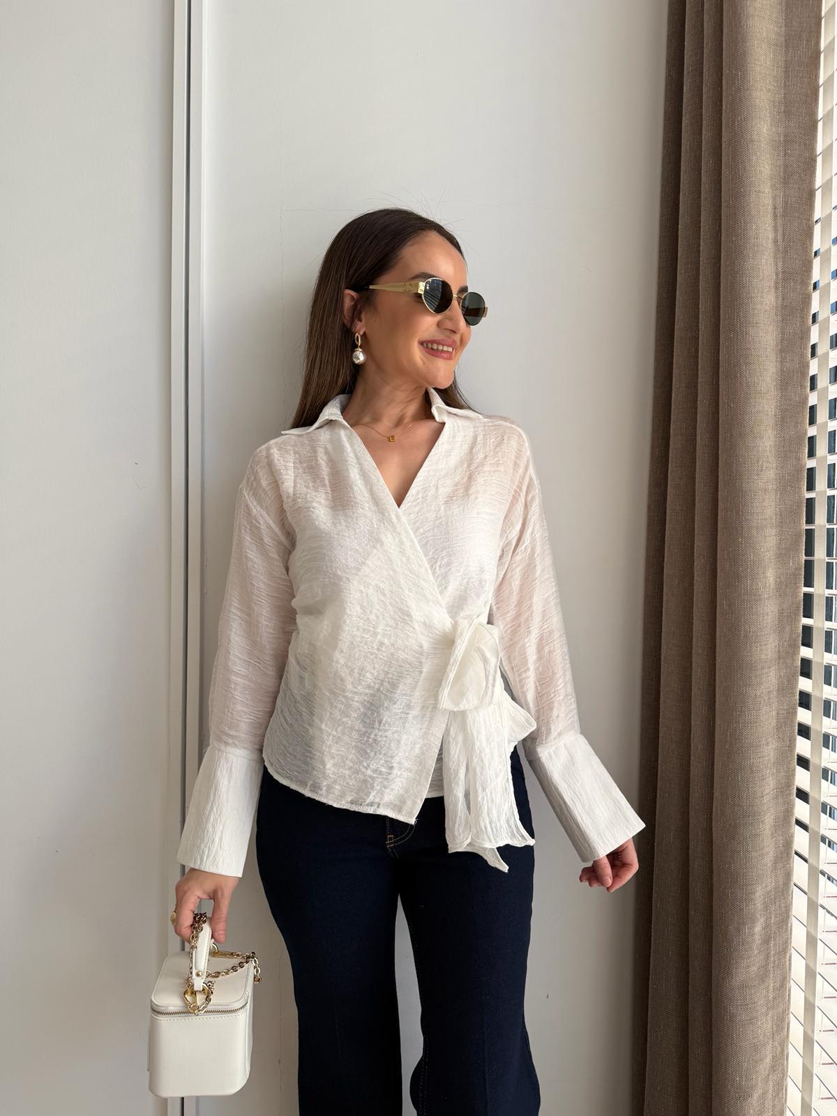 Beyaz Yan Bağlamalı Transparan Kısa Kimono 8051