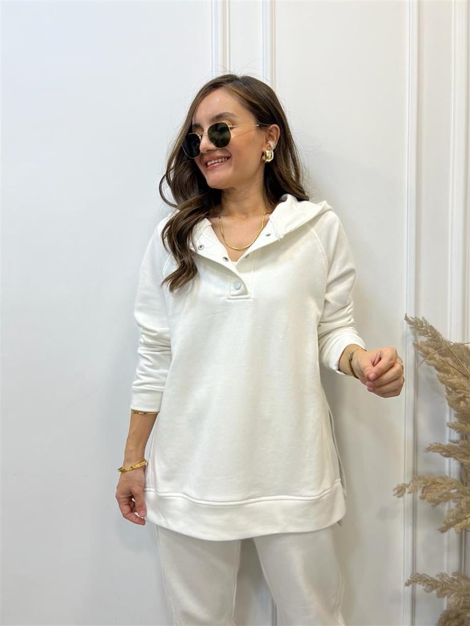 Beyaz Yandan Yırtmaçlı Çıtçıtlı Kapüşonlu Sweatshirt 5048