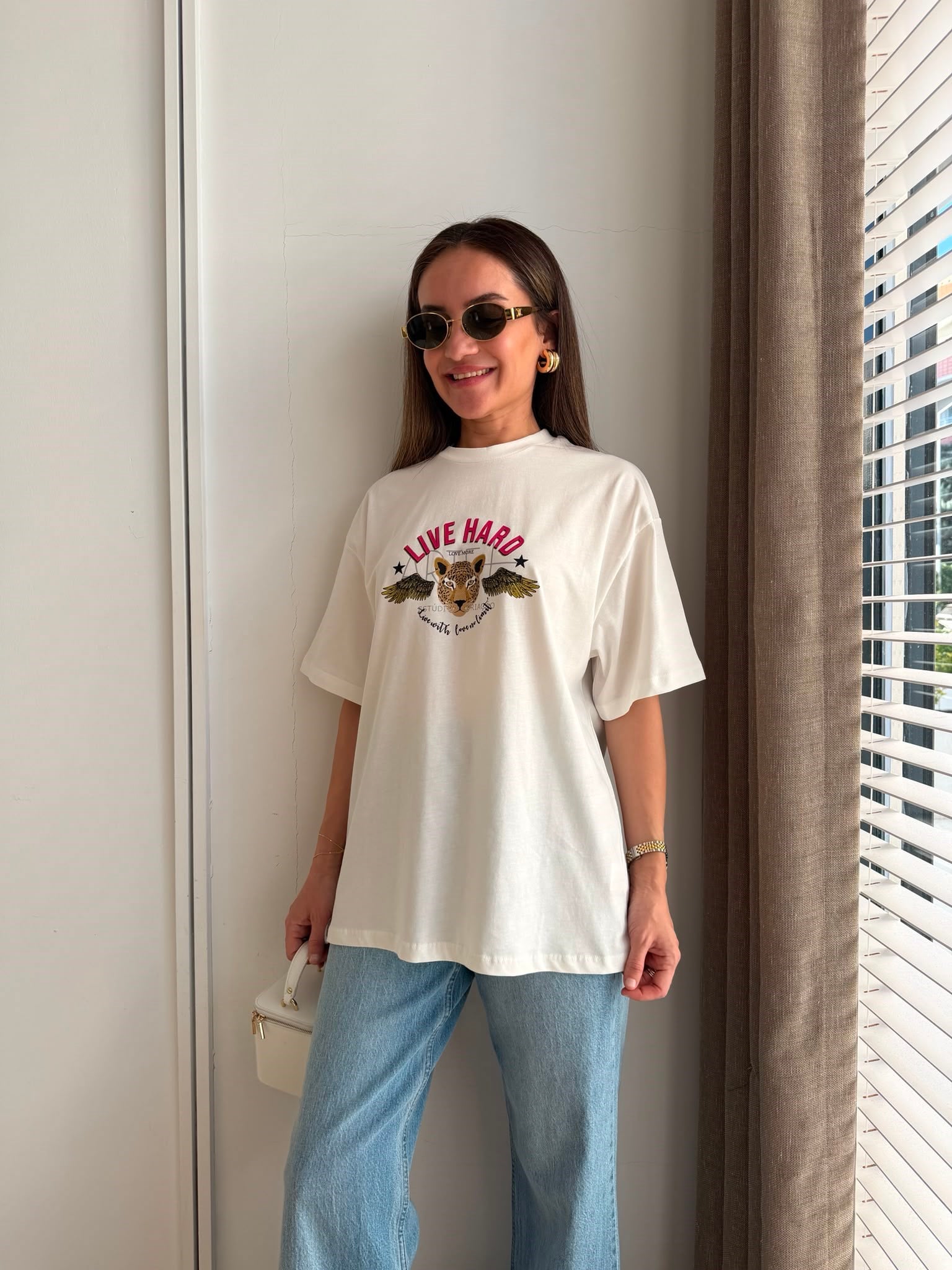 Beyaz Yazı Detaylı Desenli Tshirt 22915