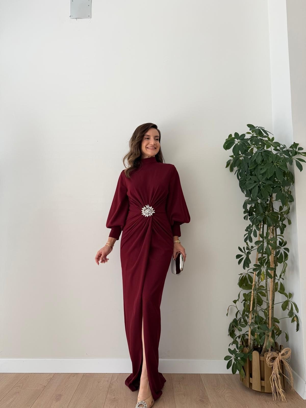 Bordo Dik Yaka Bel Taş Detaylı Elbise 262752