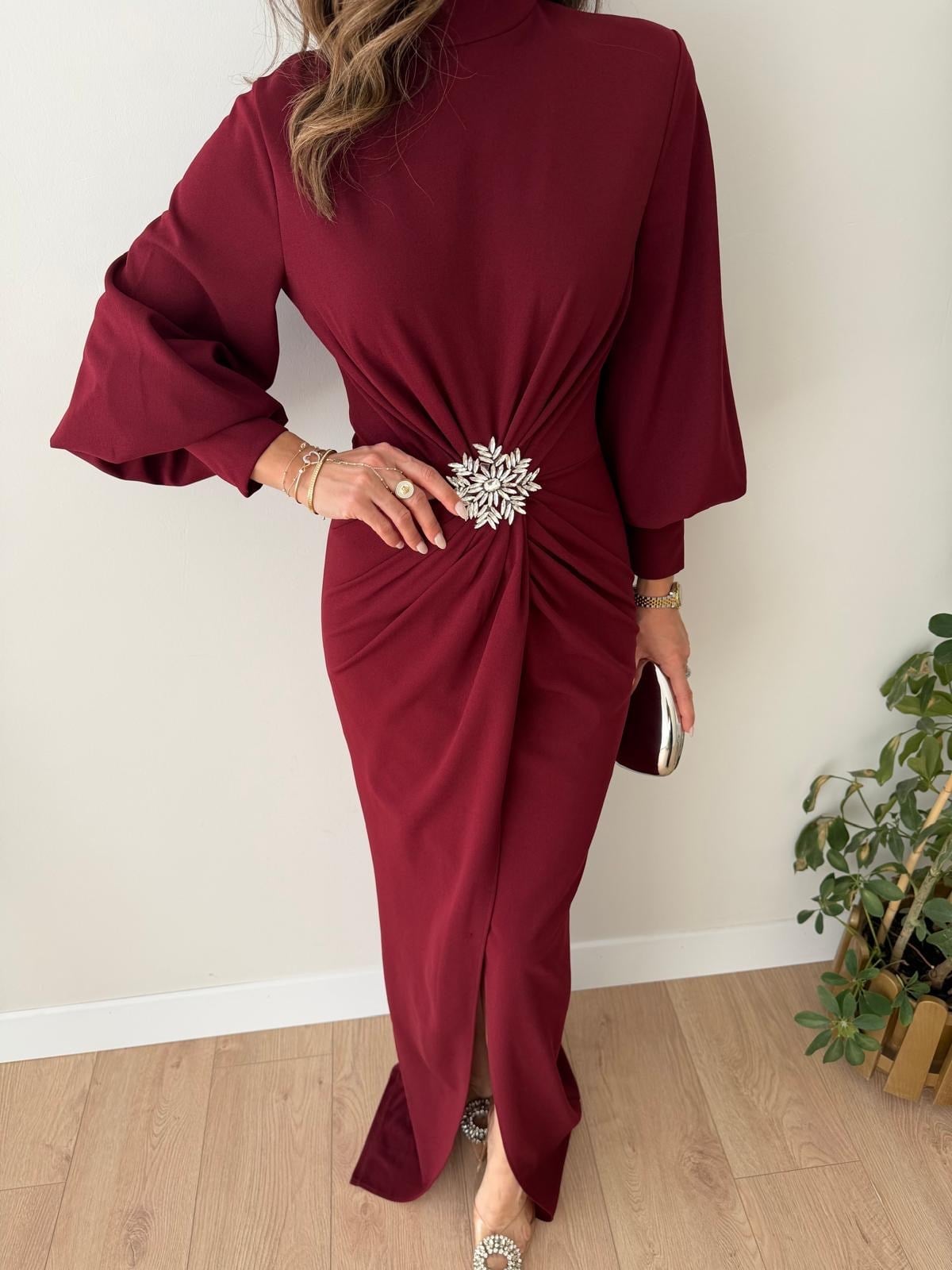 Bordo Dik Yaka Bel Taş Detaylı Elbise 262752