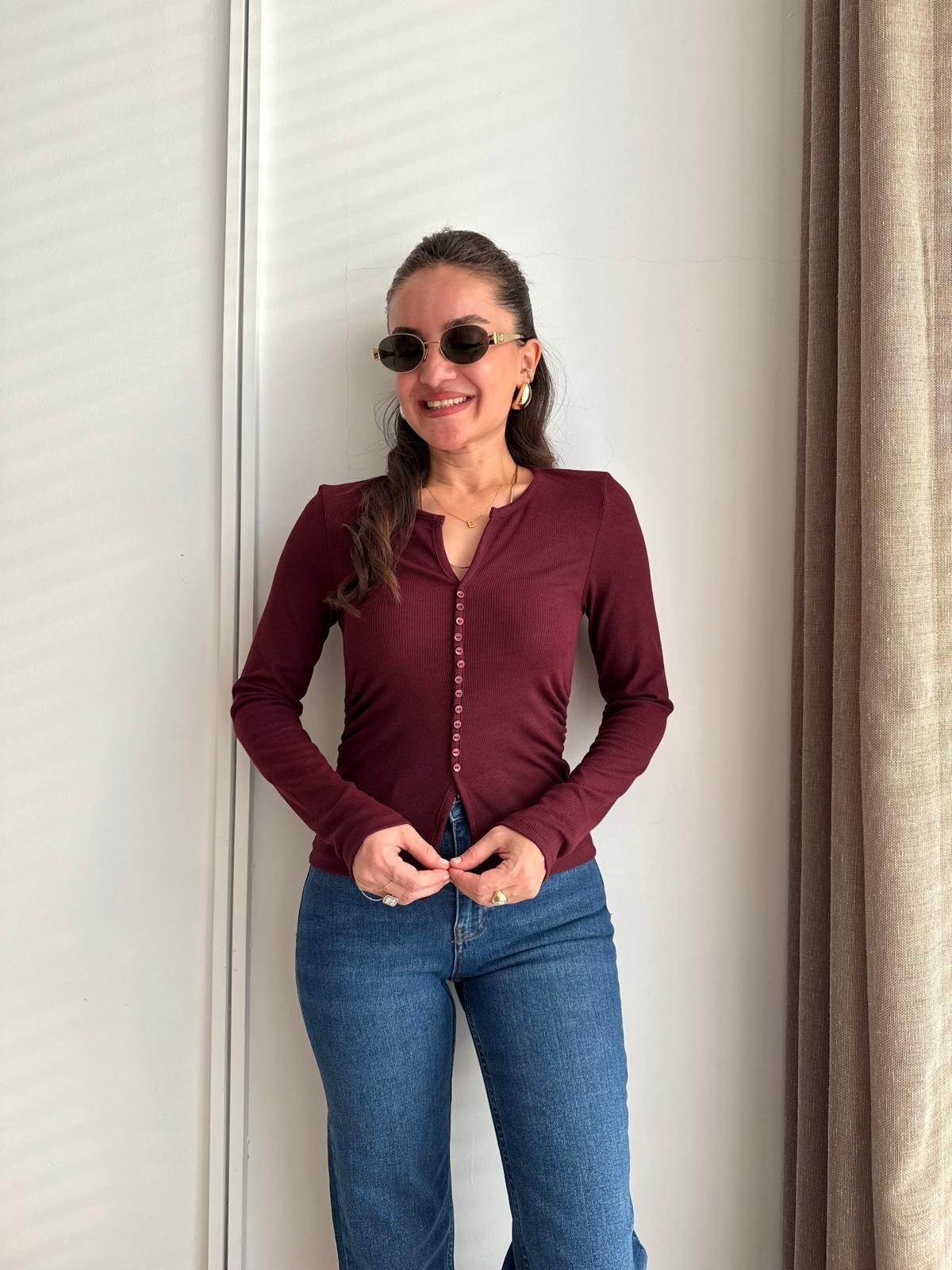 Bordo Düğme Detaylı Yan Drapeli Bluz 31548