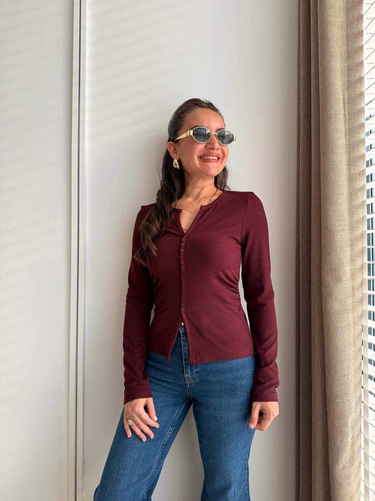 Bordo Düğme Detaylı Yan Drapeli Bluz 31548