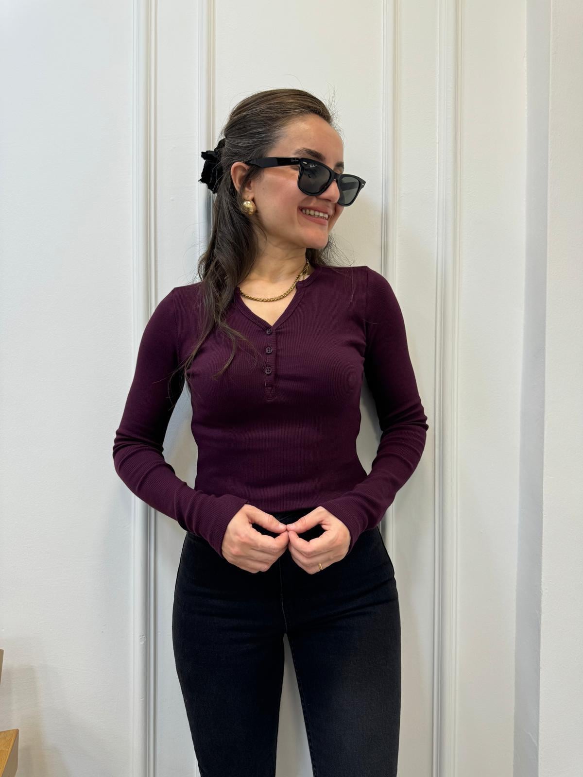 Bordo İnce Biyeli Düğmeli Triko Bluz 241017
