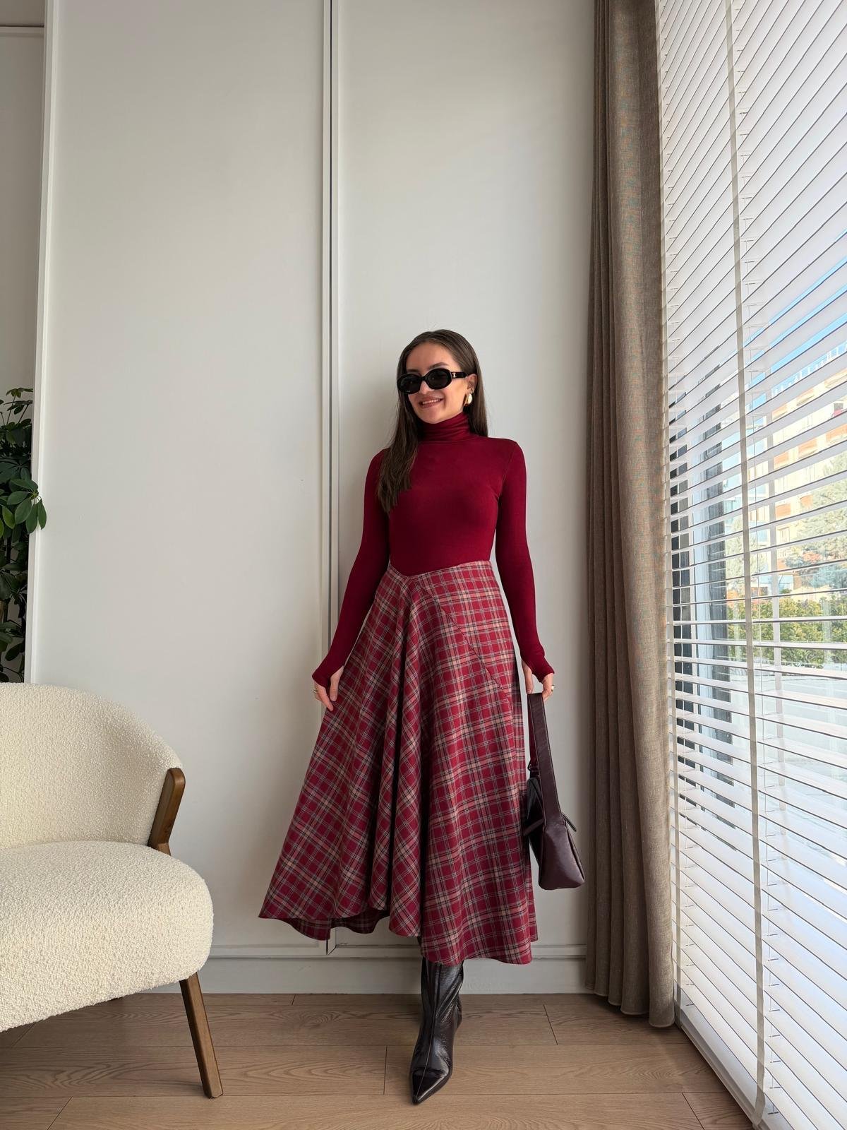 Bordo İnce Pile Detaylı Ekoseli Midi Boy Etek 0377