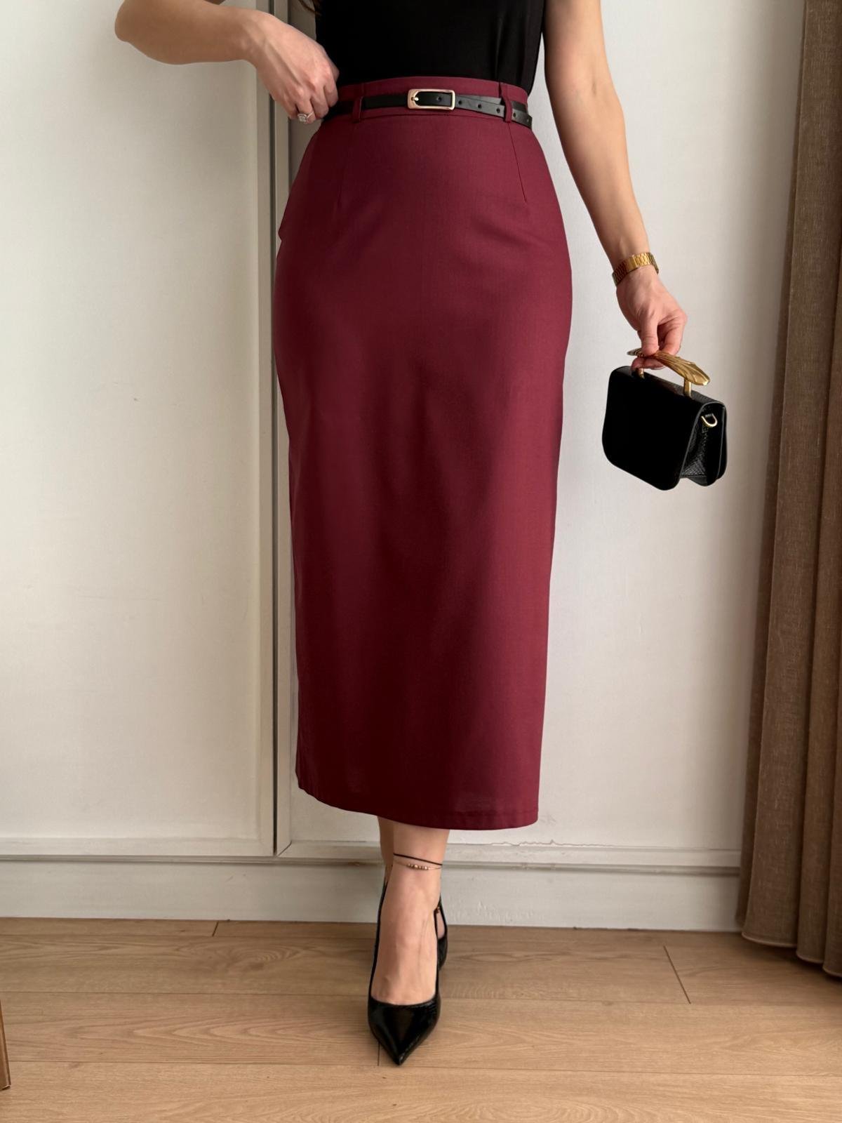 Bordo Kemerli Arkası Yırtmaçlı Etek 1232