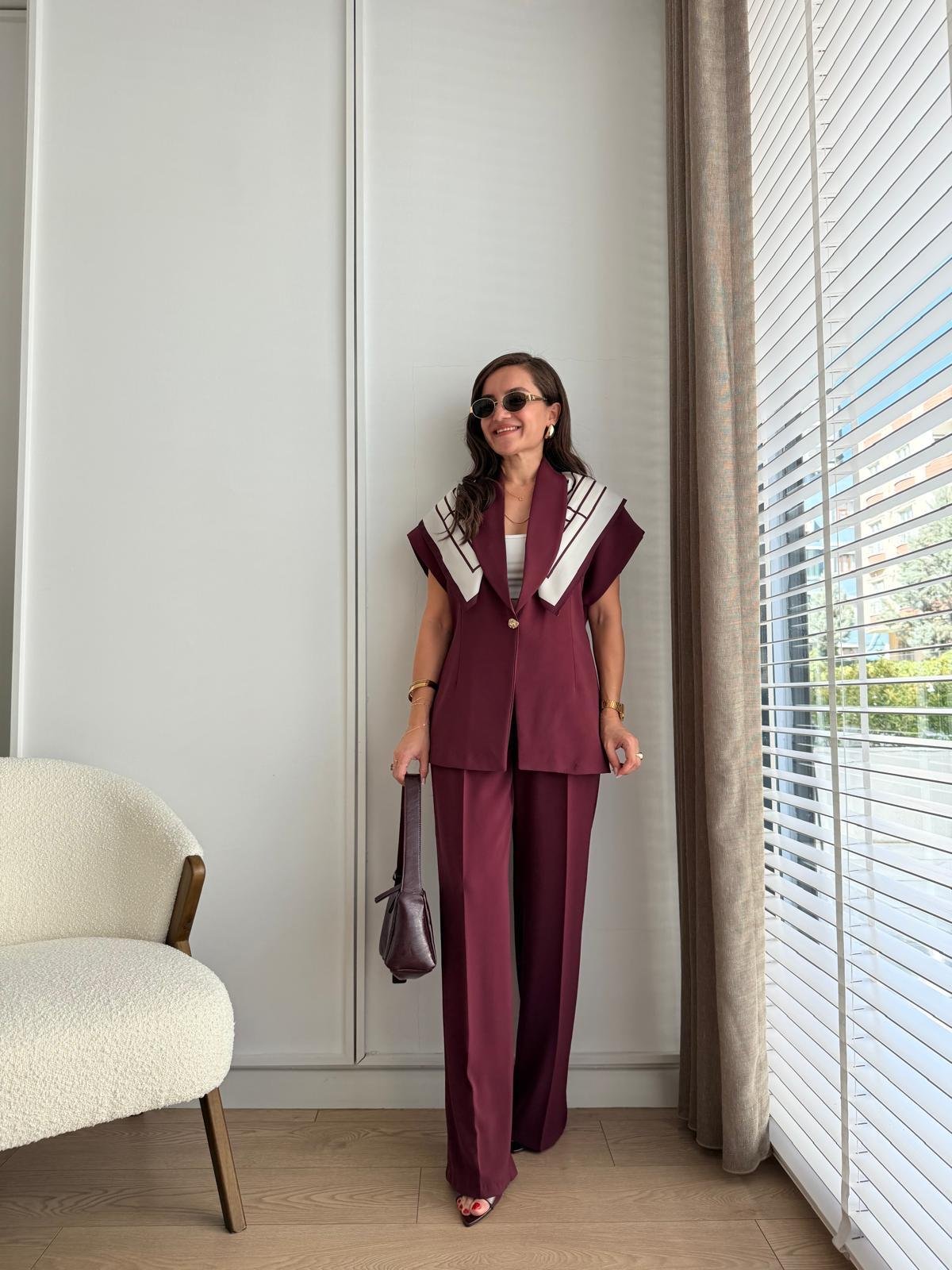 Bordo Kruvaze Yaka Gold Düğmeli Yelek Pantolon Takım 8789