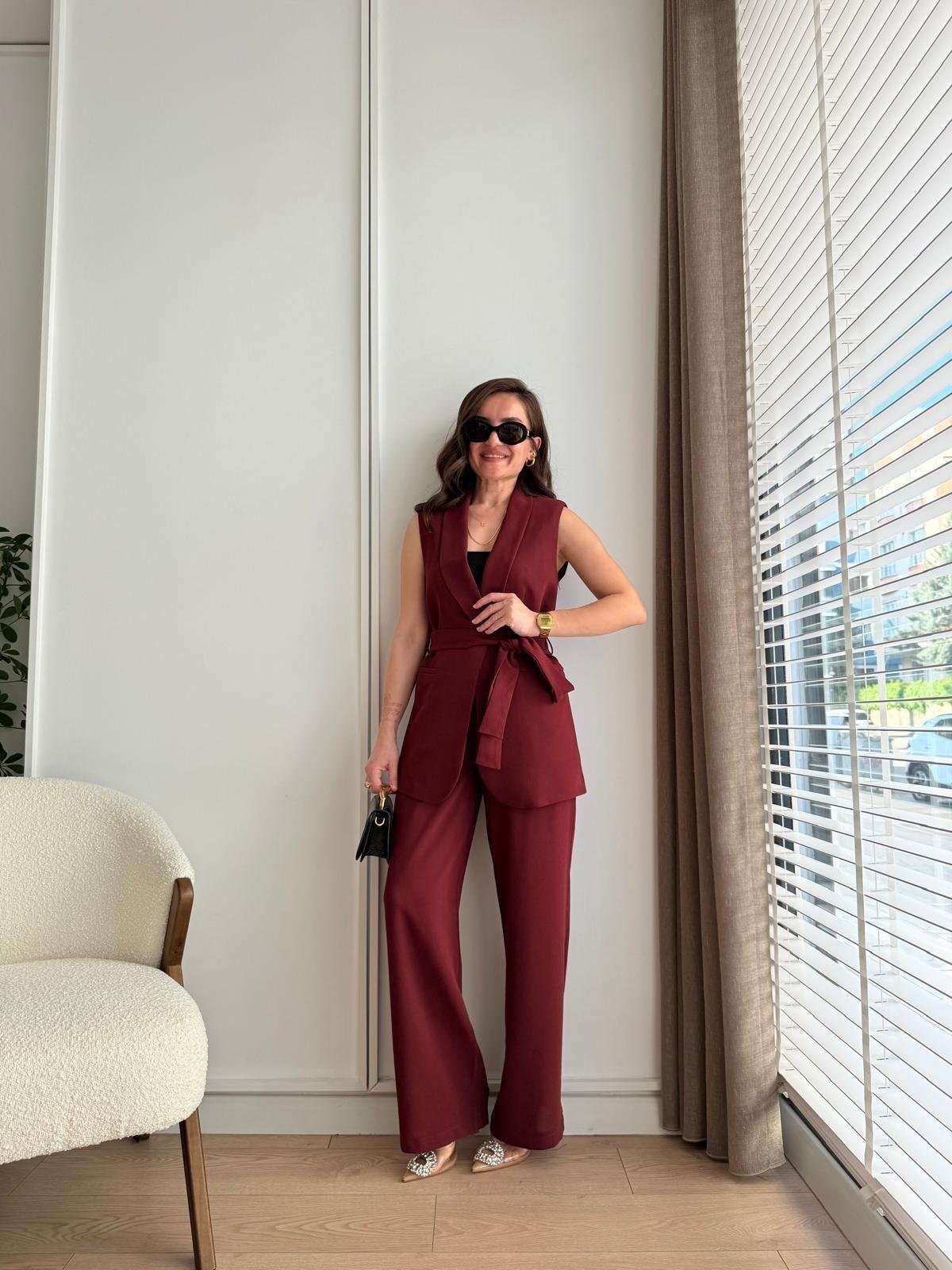 Bordo Kuşaklı Geniş Paça Pantolon Yelek Takım 00163