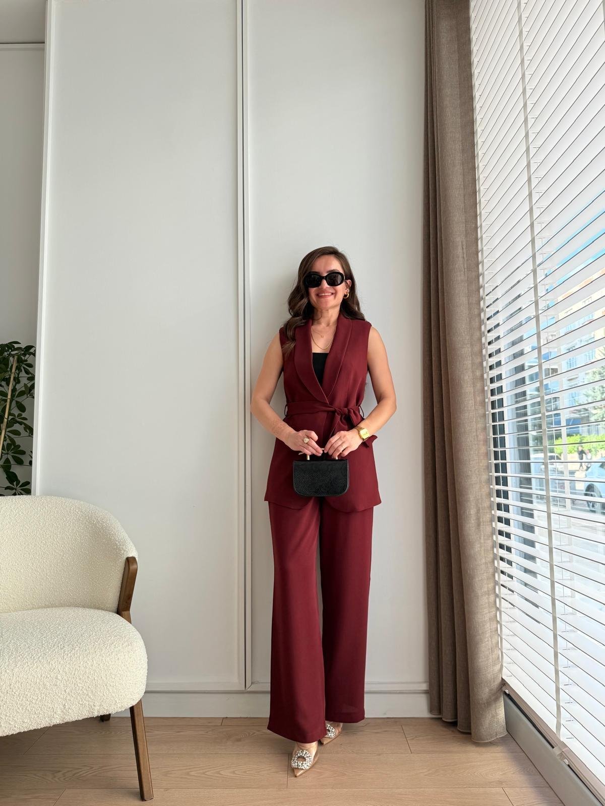 Bordo Kuşaklı Geniş Paça Pantolon Yelek Takım 00163