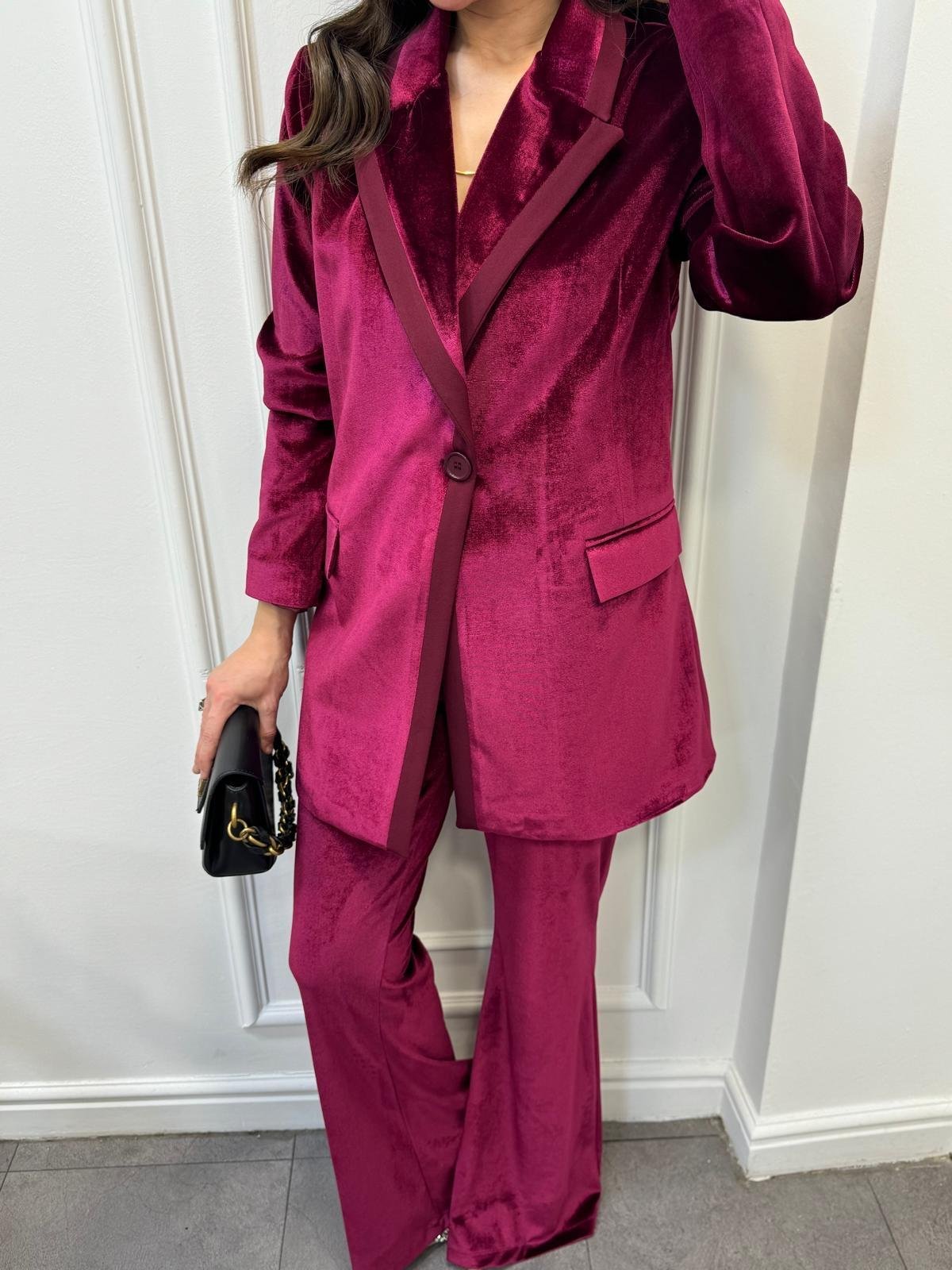 Bordo Özel Marka Kruvaze Yaka Biyeli Kadife Blazer Pantolon Takım 2561
