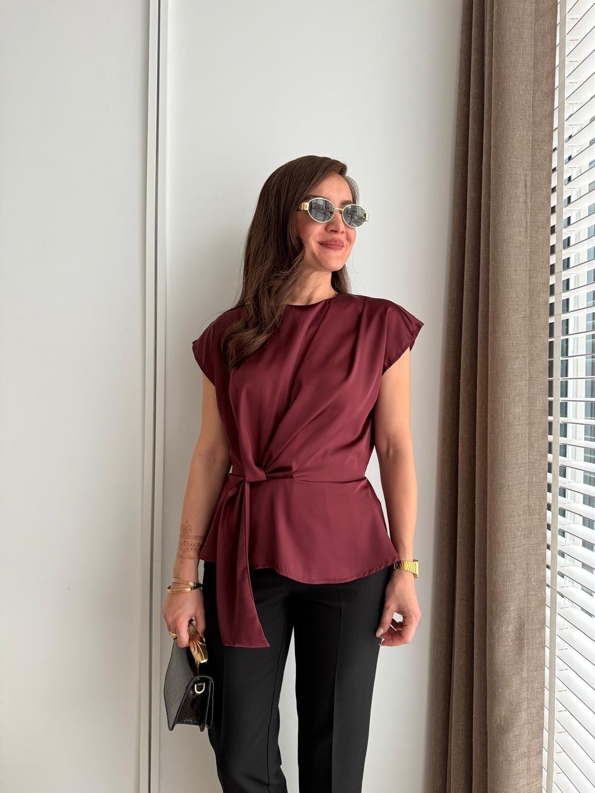 Bordo Premium Seri Bağcık Detaylı Saten Bluz 242201