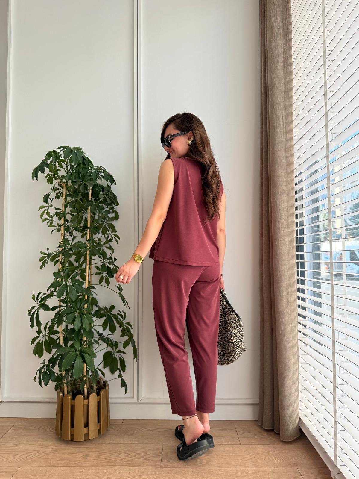 Bordo Sıfır Kol Bluz Pantolon Takım 4747