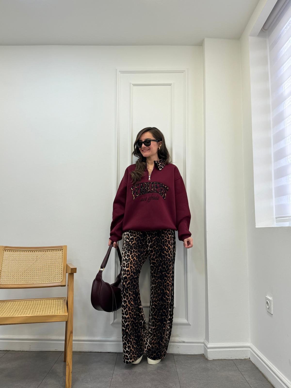 Bordo Üç İplik Leopar Desen Polo Yaka Sweatshirt 066