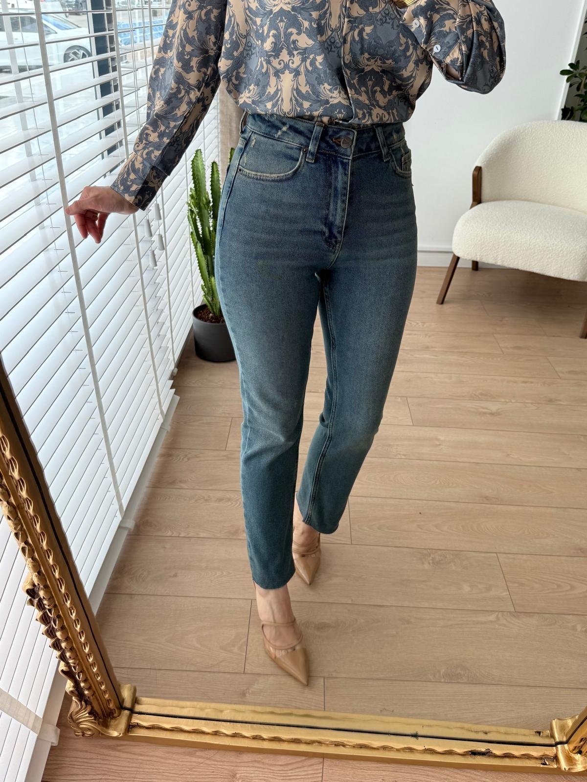 Buz yeşili Yüksek Bel Full Likralı Paçası Kesik Mom Jean 0764