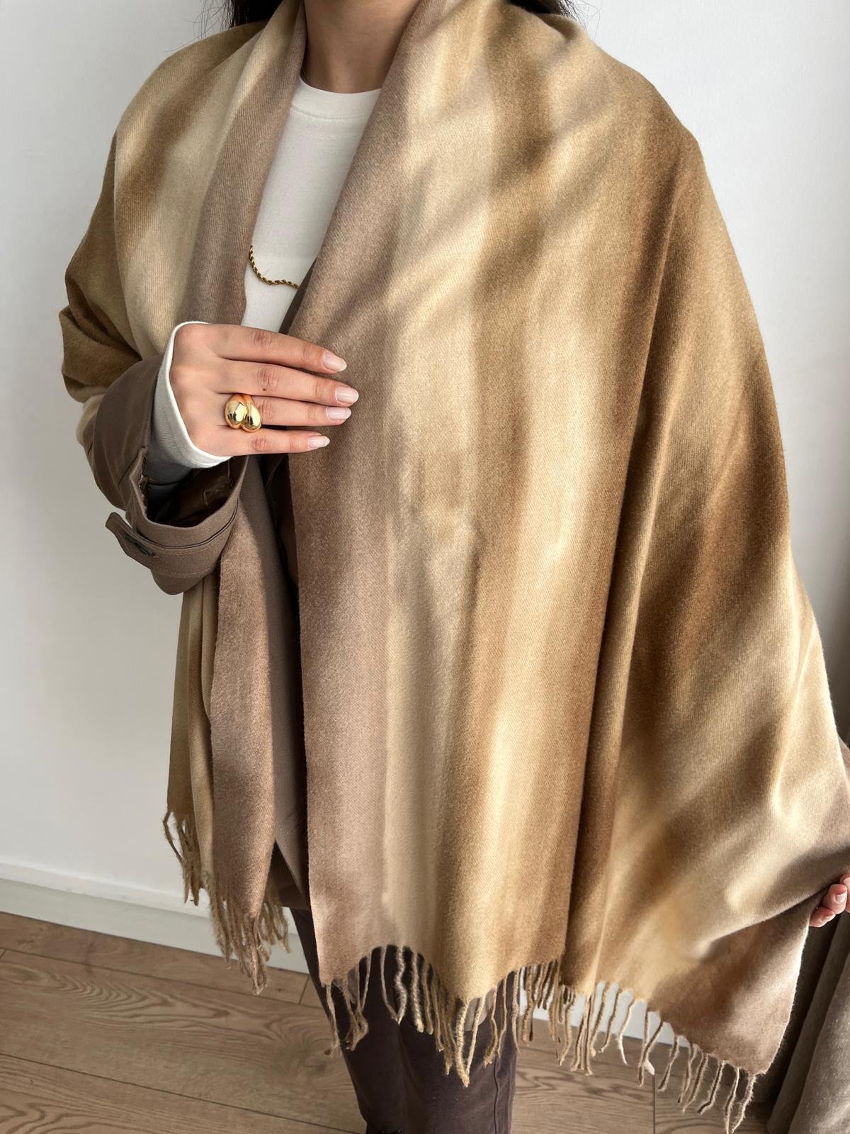 Camel Batik Desen Püsküllü Şal 15173