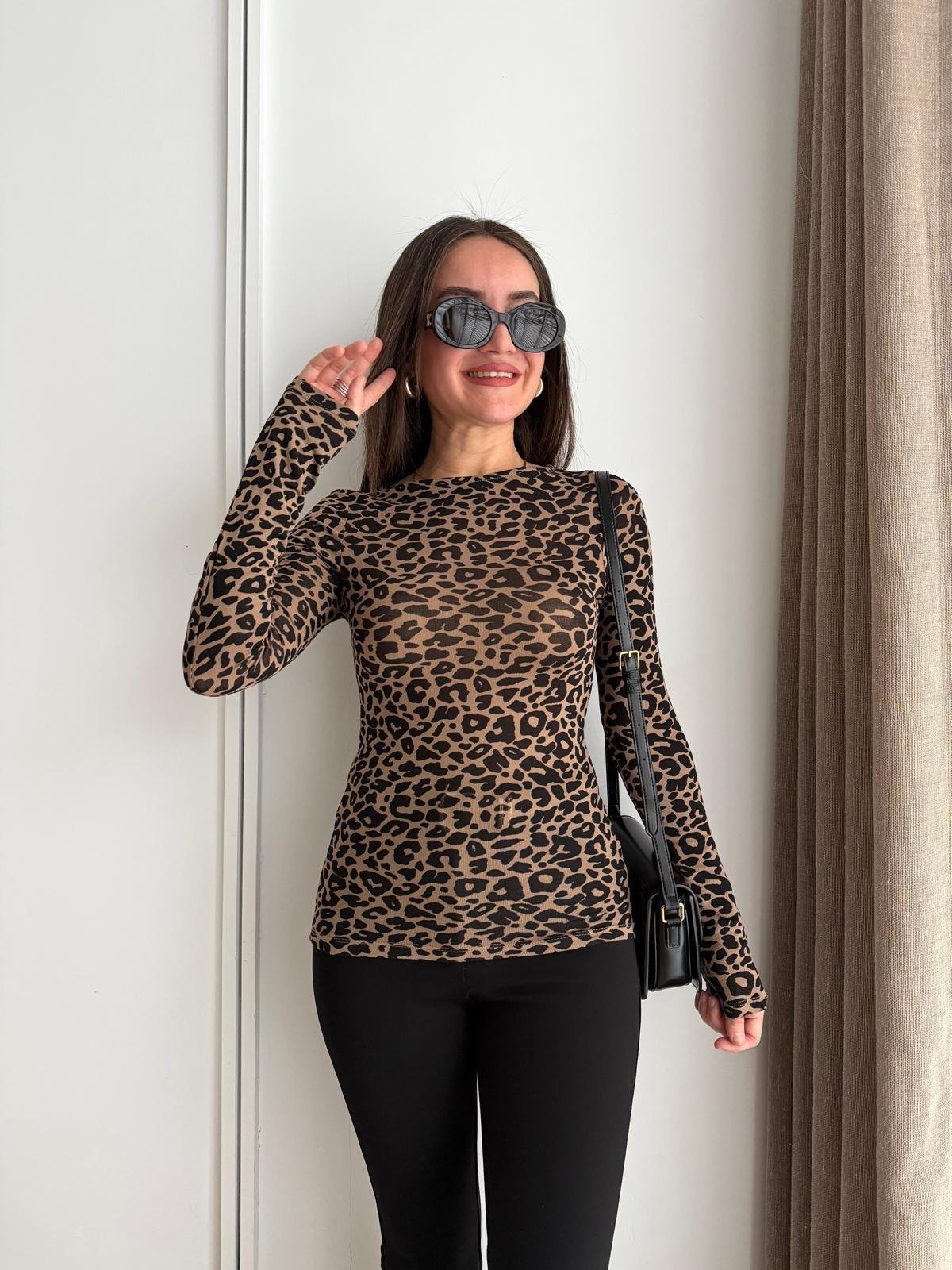 Camel Leopar Desen Kayık Yaka Bluz 17327