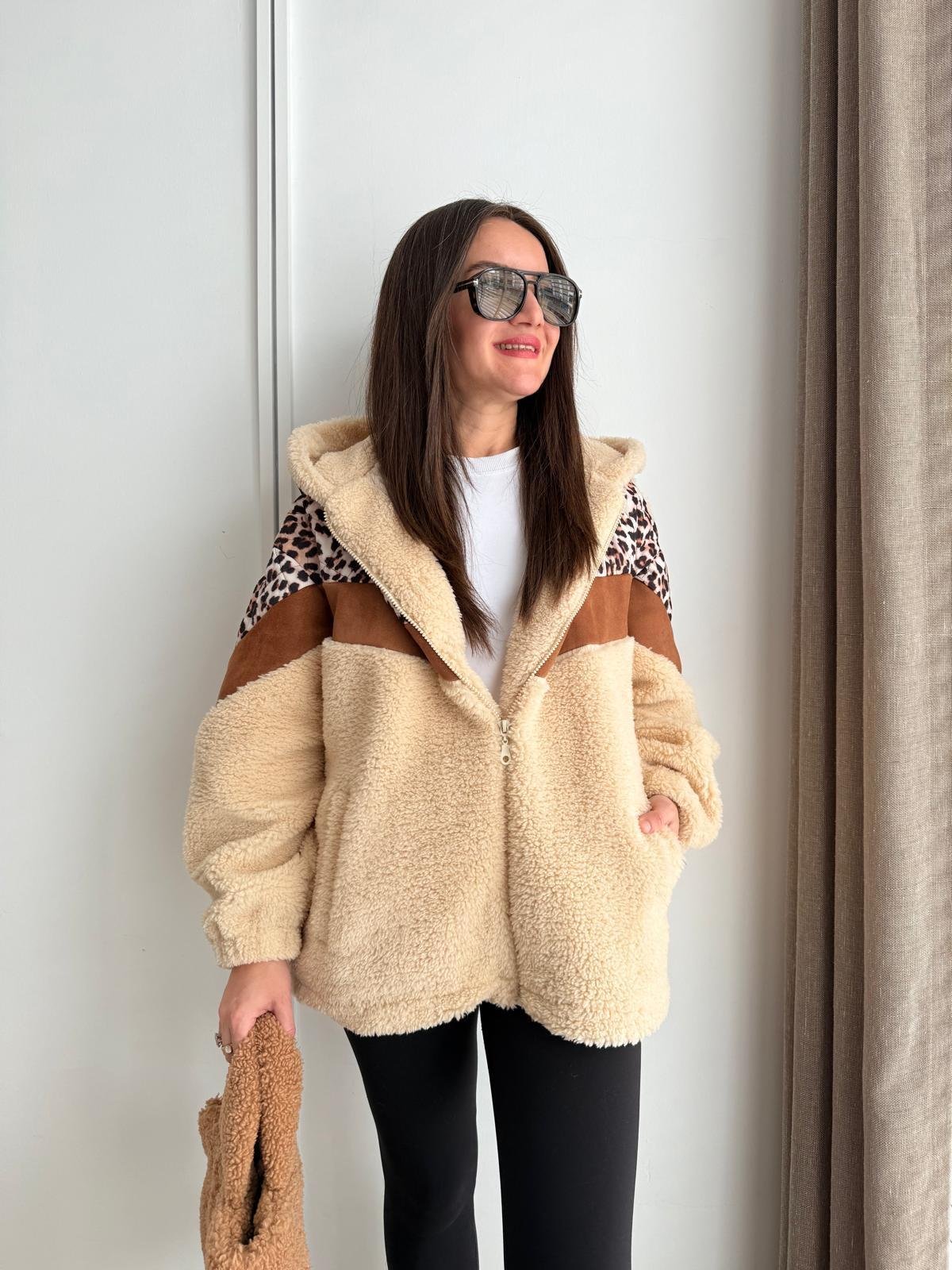 Camel Leopar Detay Garnili Kapüşonlu Peluş Mont 1895