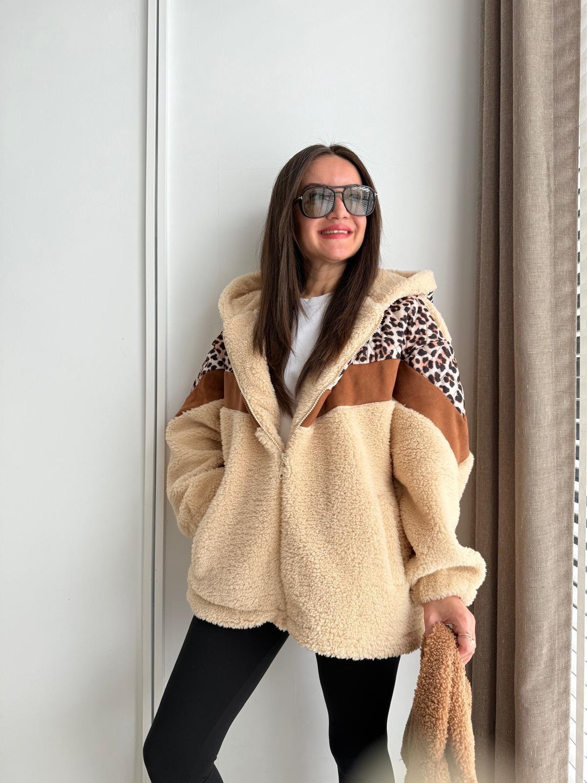 Camel Leopar Detay Garnili Kapüşonlu Peluş Mont 1895