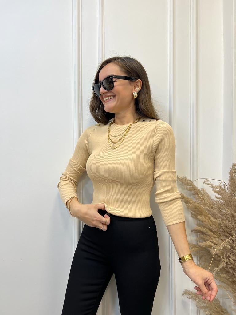 Camel Omuzları Düğmeli Triko Kazak 1116