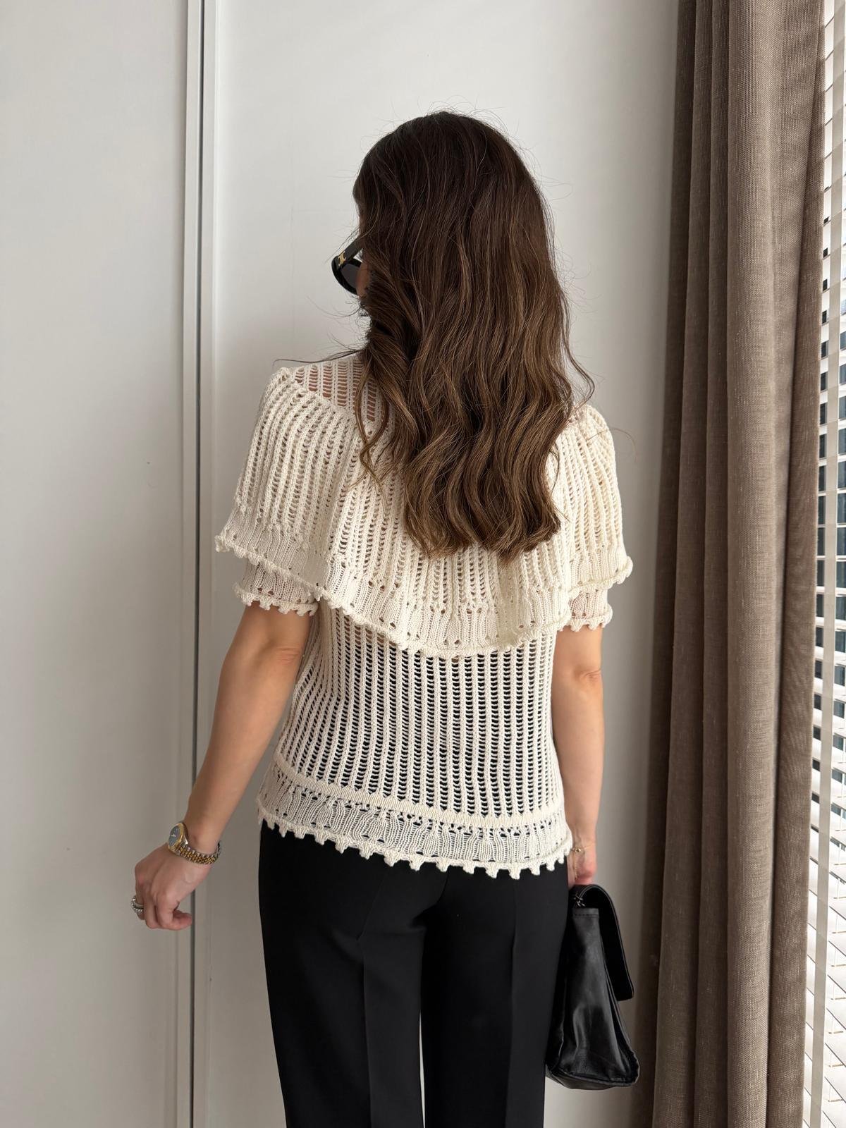Ekru Ajurlu Fırfırlı Triko Bluz 4764