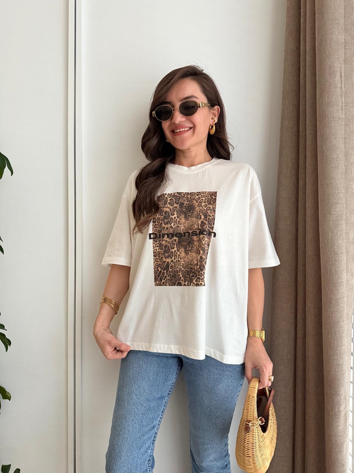 Ekru Bisiklet Yaka Leopar Desenli Tshirt 251040
