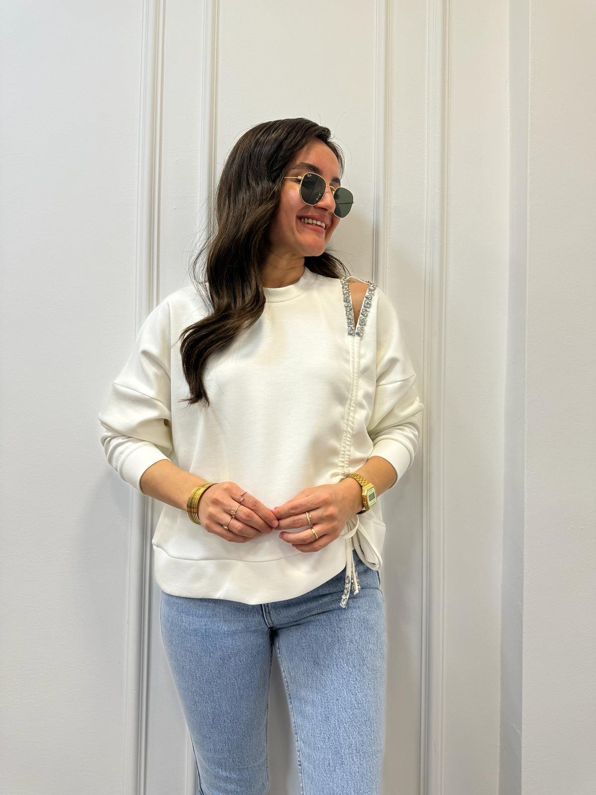 Ekru Bisiklet Yaka Omuz Taş Detaylı Büzgülü Tasarım Sweatshirt 2358