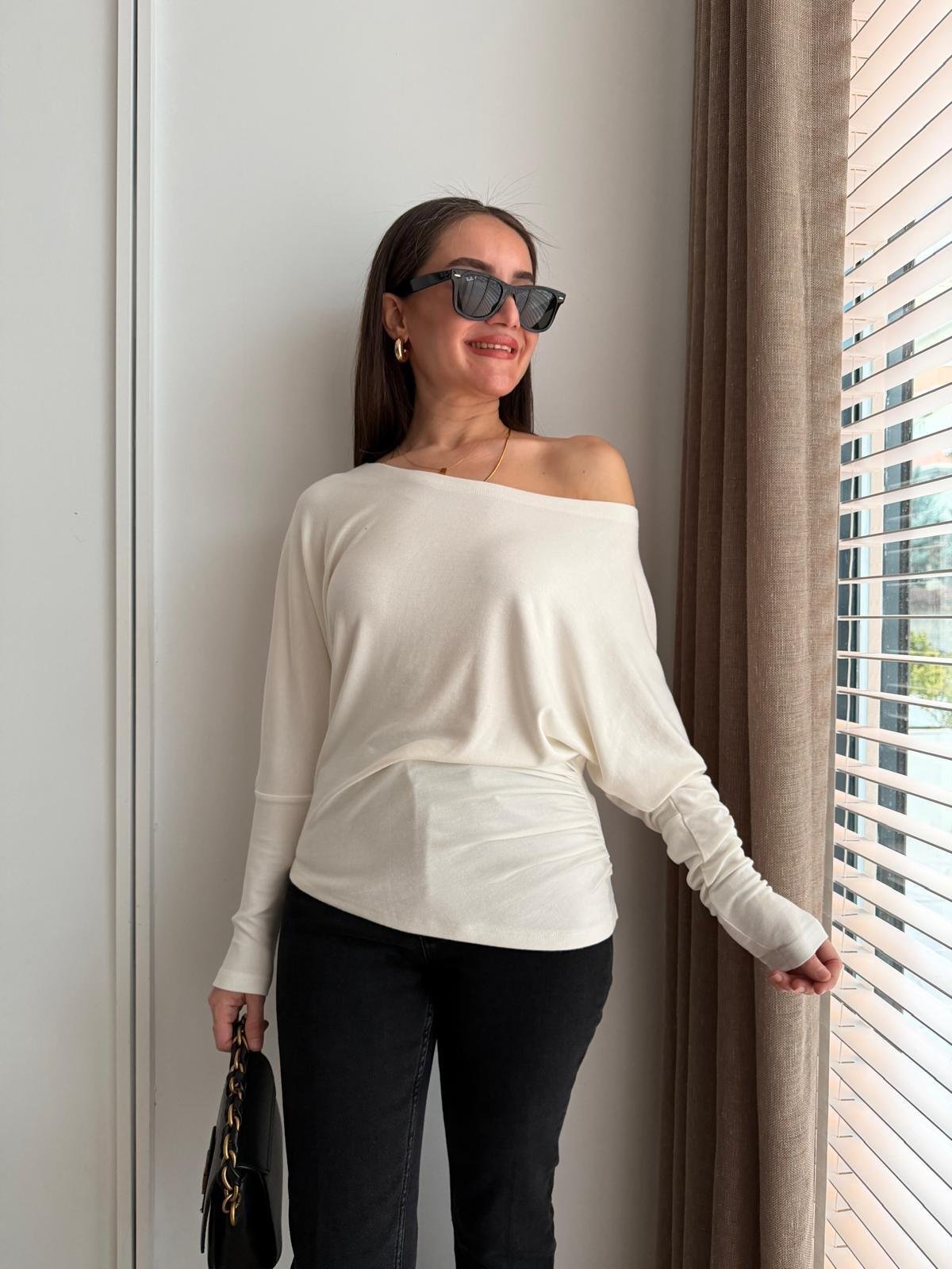 Ekru Drape Detaylı Yarasa Kol Bluz 251077