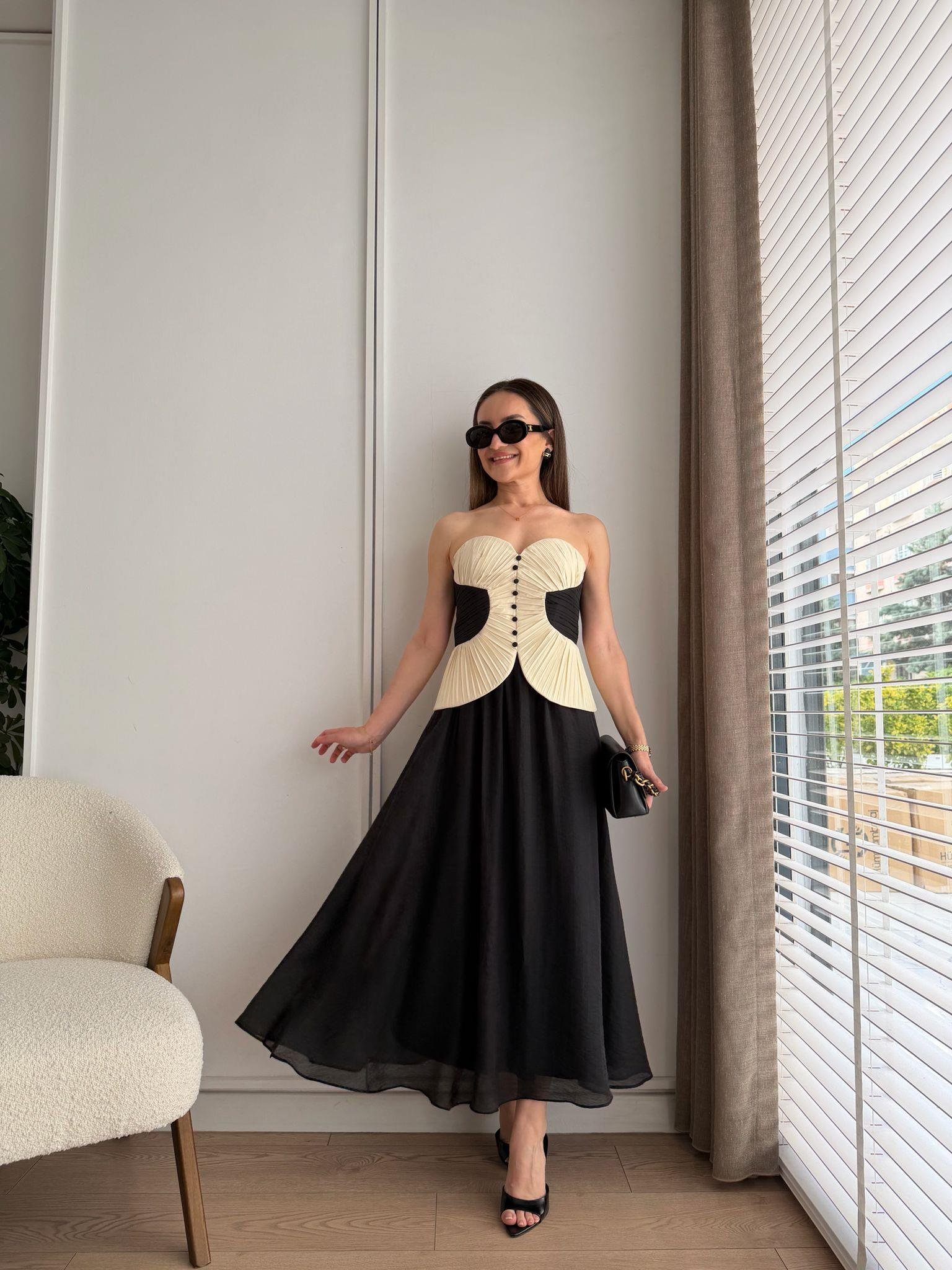 Ekru Düğme Detaylı Piliseli Bustiyer 37476