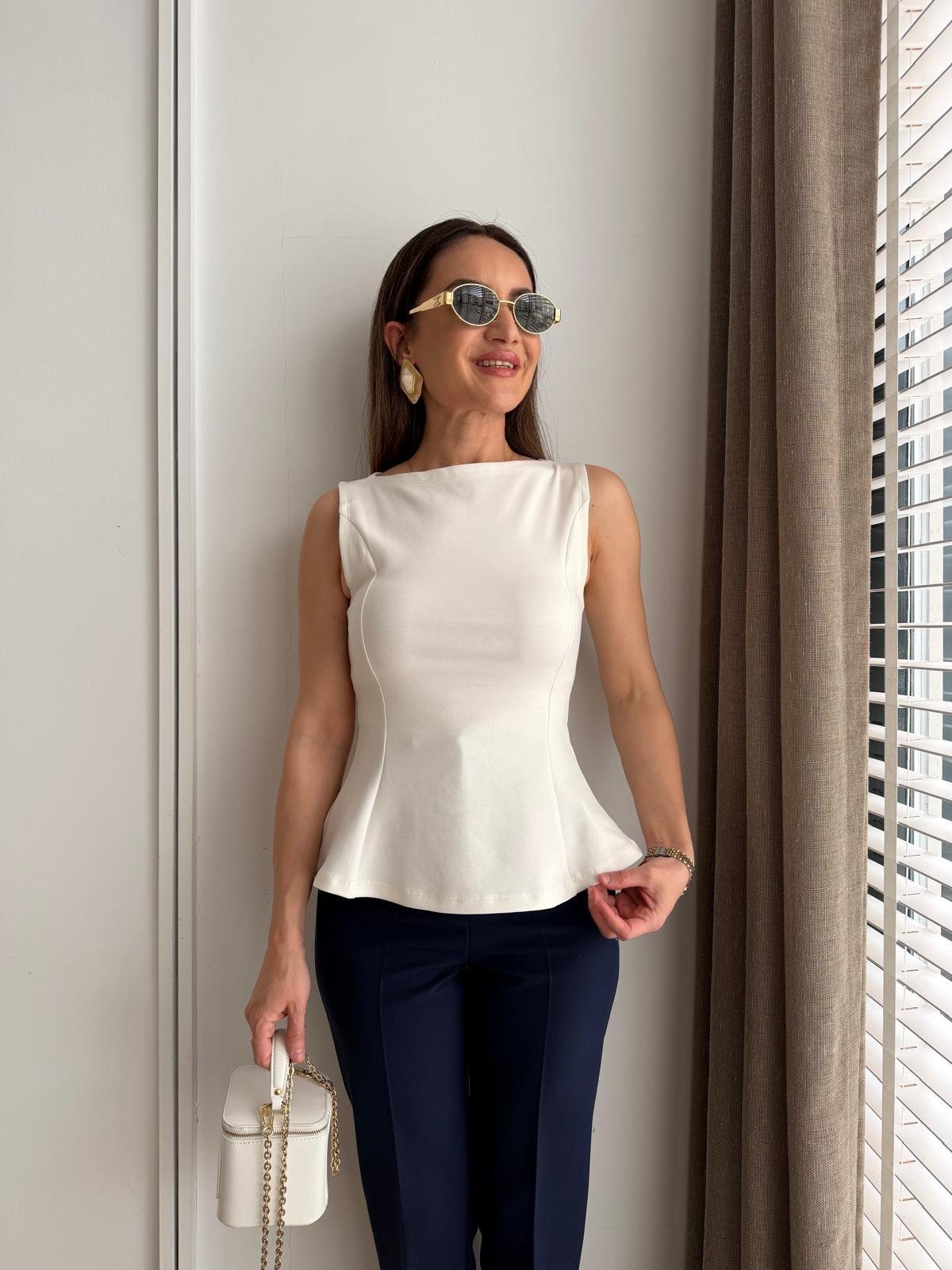 Ekru Kayık Yaka Peplum Bluz 21001