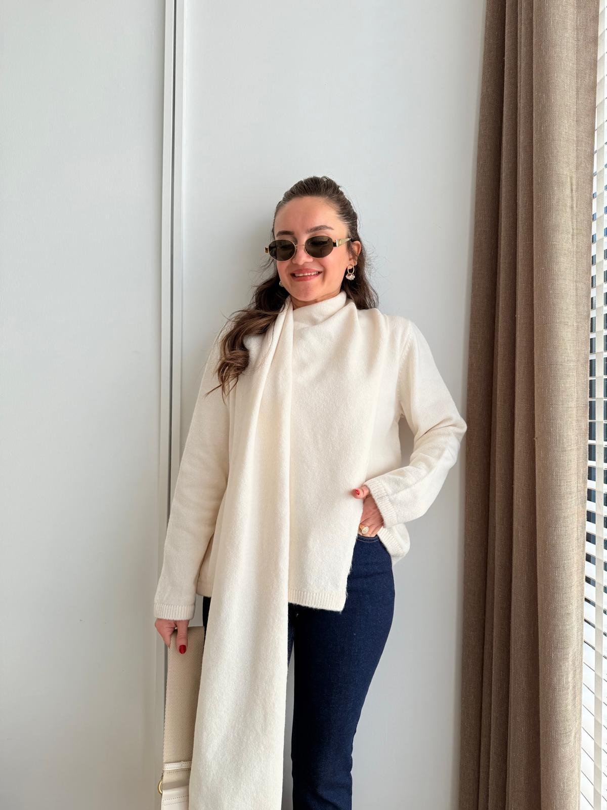 Ekru Kendinden Şallı Triko Kazak 241240