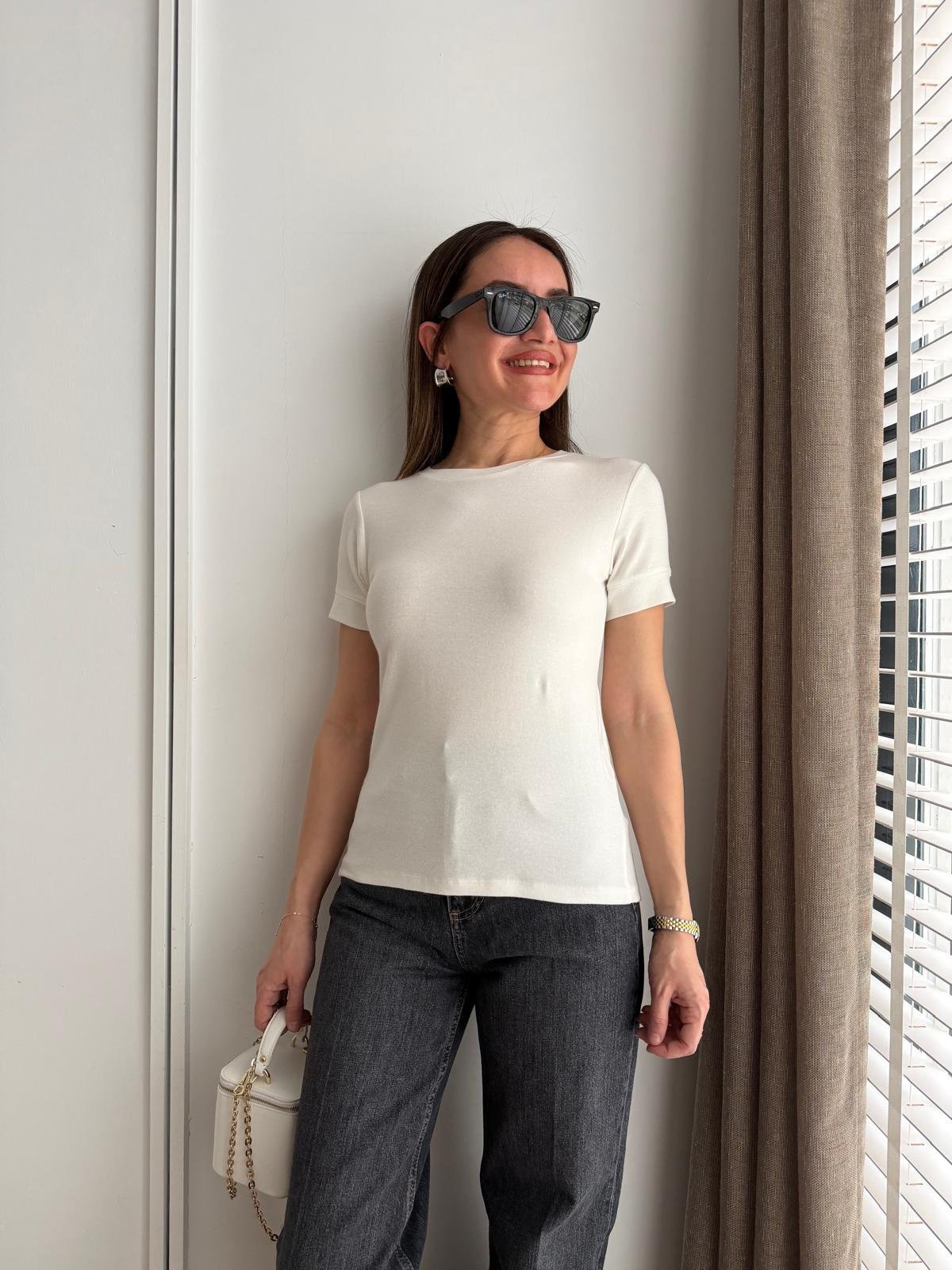 Ekru Kısa Kolu Basic Tshirt 32637