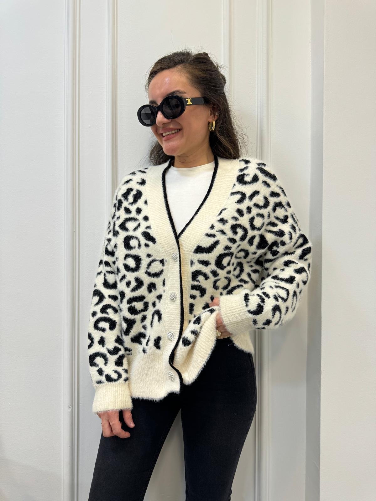Ekru Leopar Desenli Angora Triko Hırka 7588